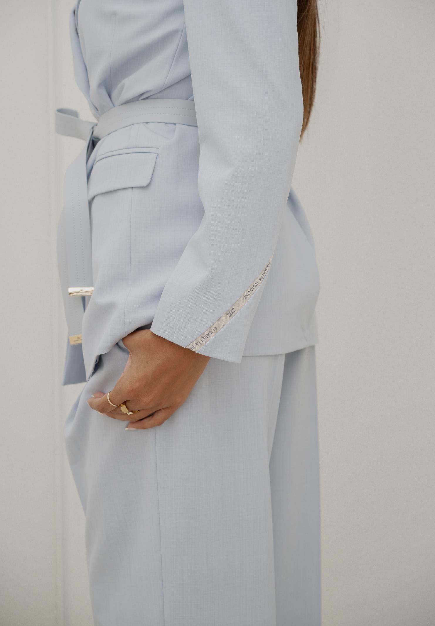 ELISABETTA FRANCHI Tailleur celeste da donna con cintura TP00257E2 EA7 ELISABETTA FRANCHI