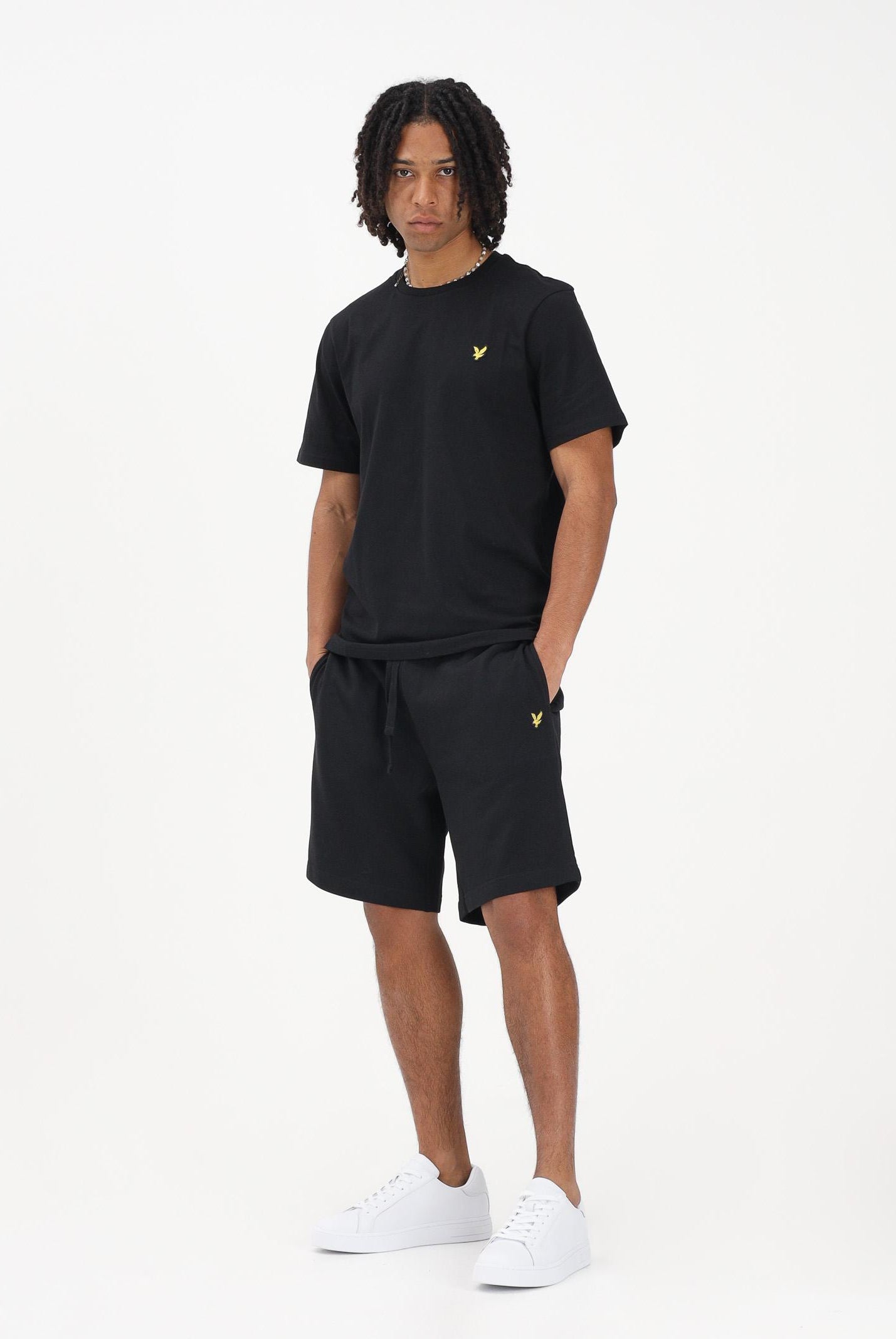 LYLE & SCOTT Shorts sportivo nero da uomo con patch logo golden eagle ML414VOG Z865 LYLE & SCOTT