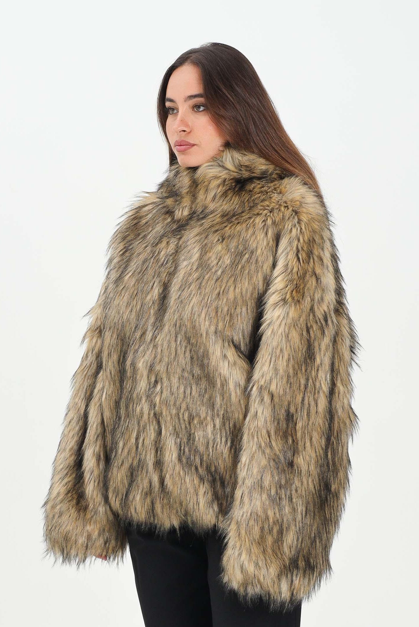 DIESEL Pelliccia sintetica beige per donna e ragazze dove il maxi logo Diesel J02406KXBQ9 K709 DIESEL