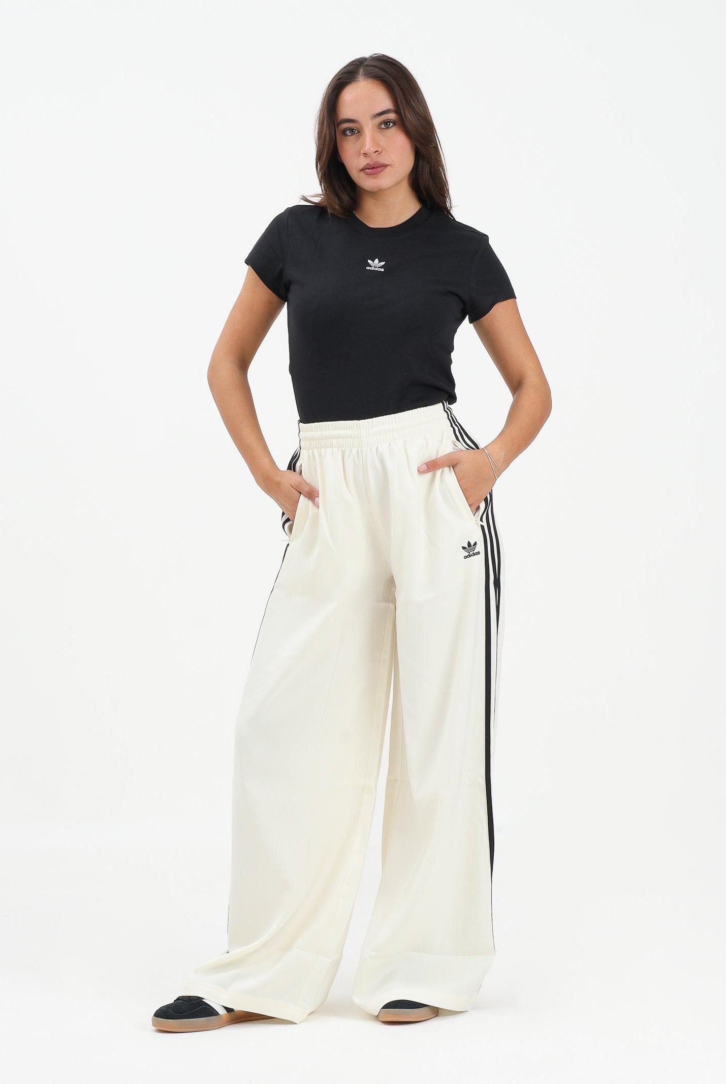 ADIDAS ORIGINALS Pantalone sportivo Adicolor Satin Wide Leg panna da donna KD2542 . ADIDAS ORIGINALS