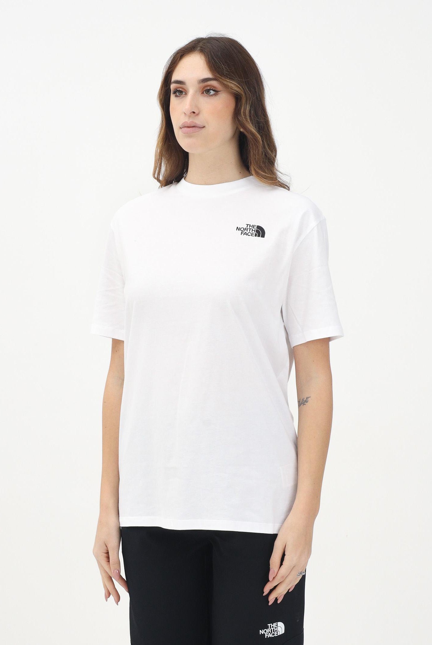 THE NORTH FACE T-shirt a manica corta oversize Simple Dome bianca da donna NF0A87NQFN41 THE NORTH FACE