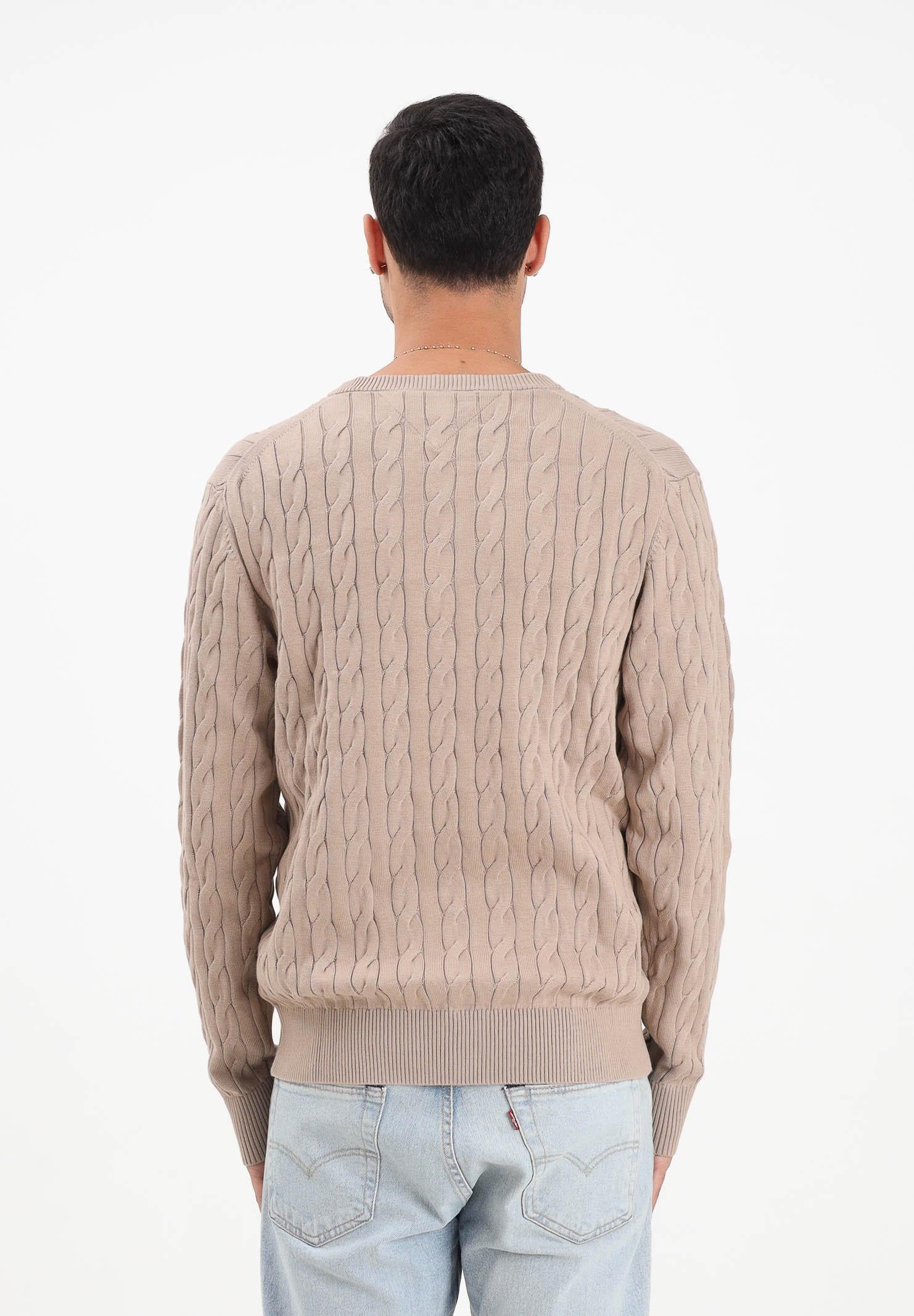 TOMMY HILFIGER Maglioncino girocollo beige da uomo con ricamo bandierina MW0MW33132AFE . TOMMY HILFIGER