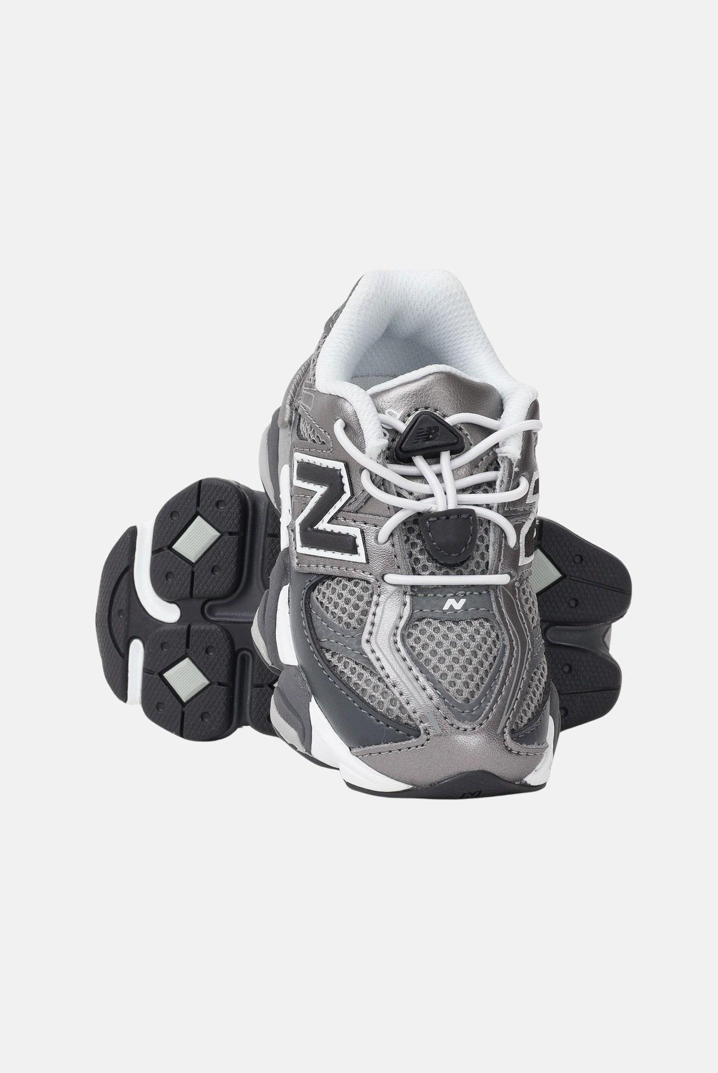 NEW BALANCE Sneakers 9060 grigie da neonato I90602W5 . NEW BALANCE