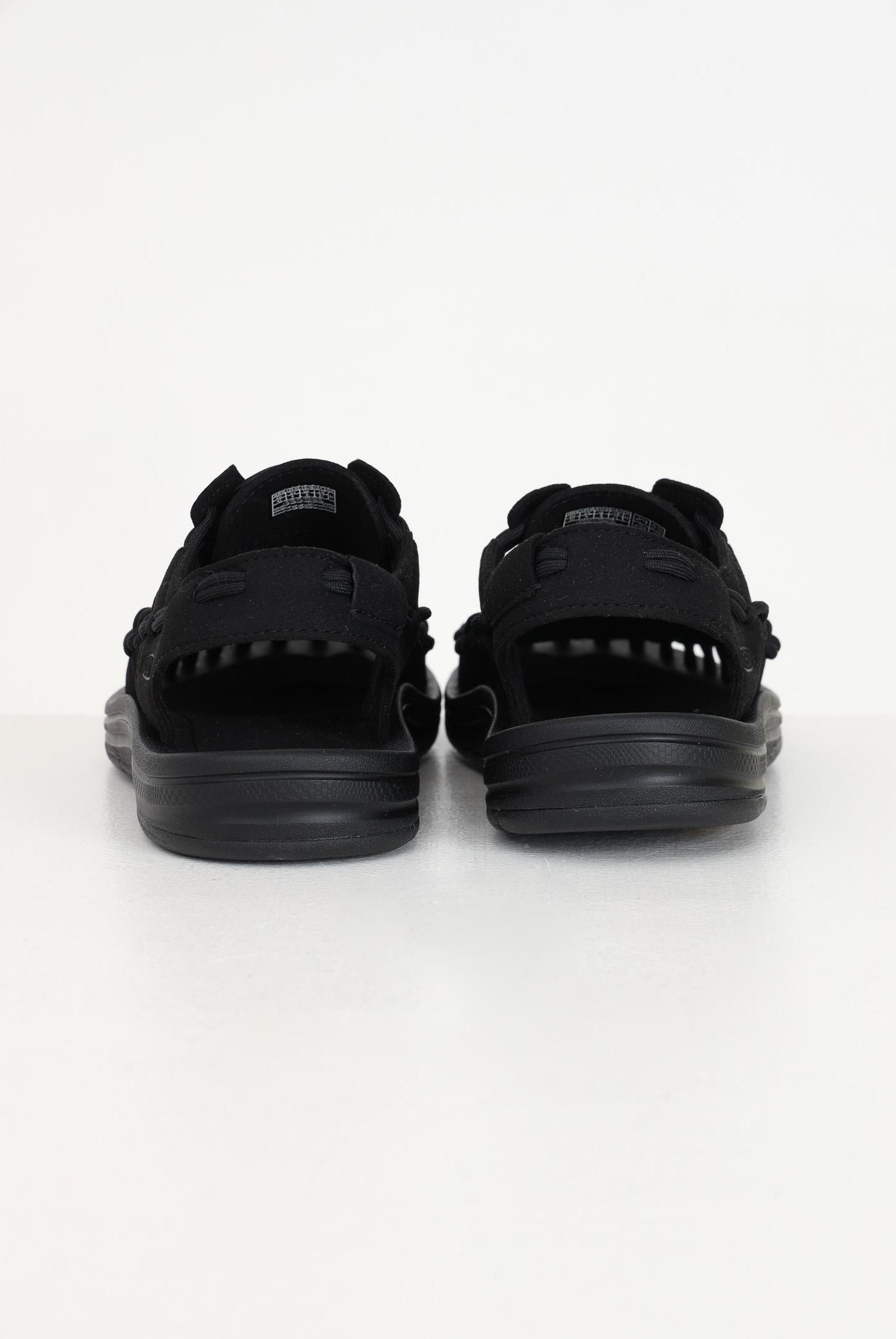 KEEN Sandali Uneek neri da uomo 1014097 KEEN