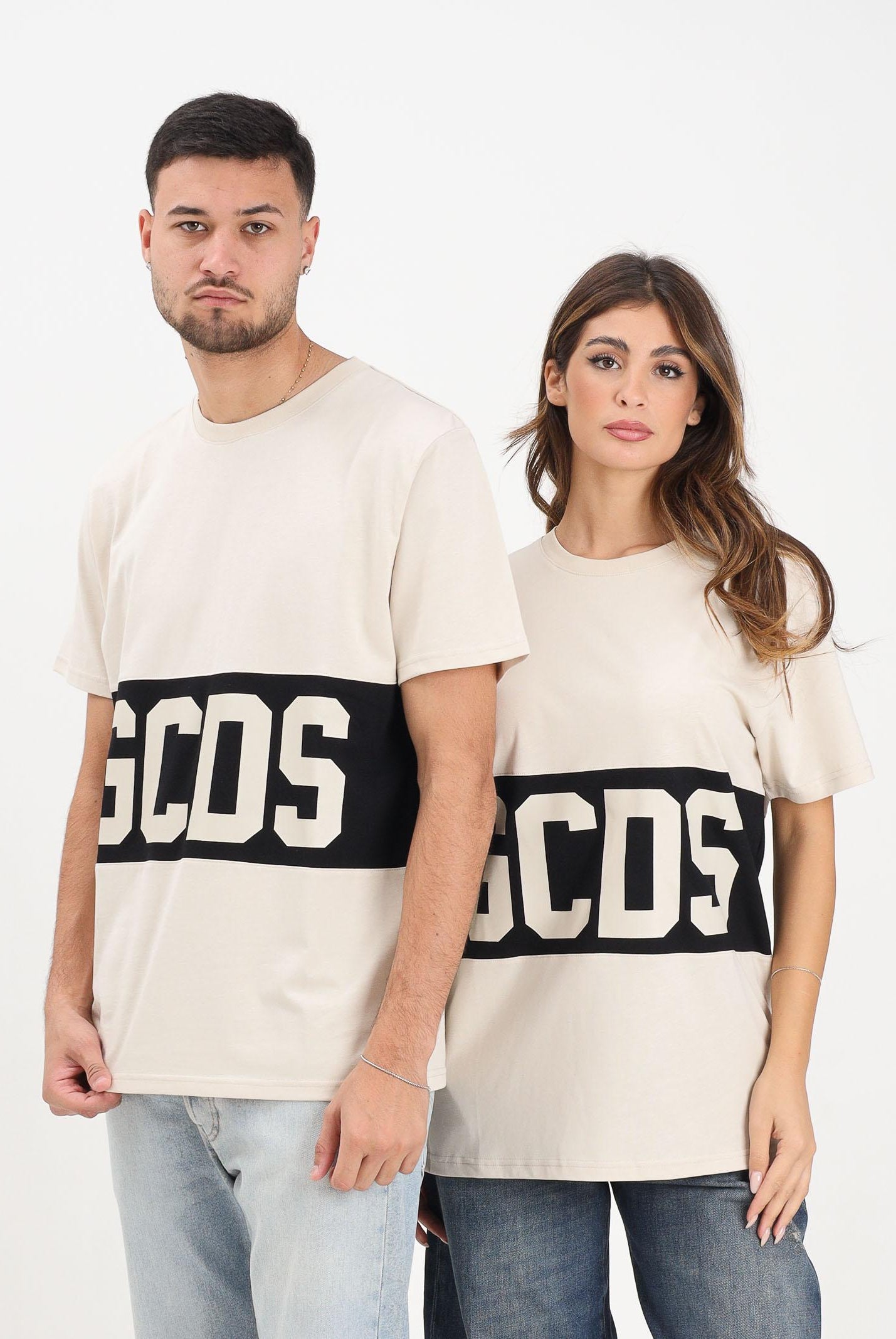 GCDS T-shirt a manica corta beige per uomo e donna con banda logata B1XM2314JA3 09 GCDS