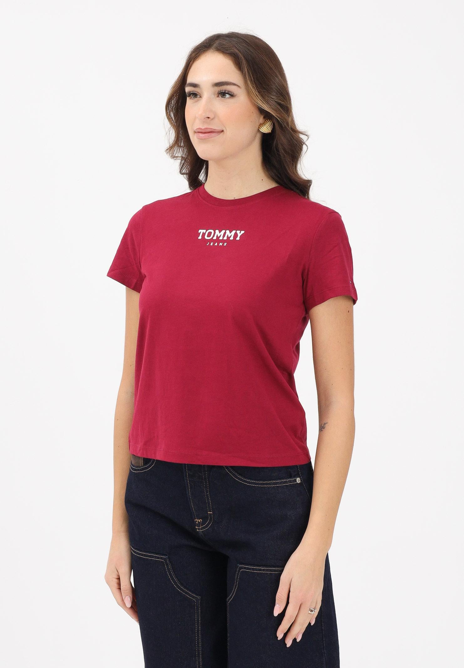 TOMMY JEANS T-shirt a manica corta bordeaux da donna con logo DW0DW21842 VLC TOMMY JEANS