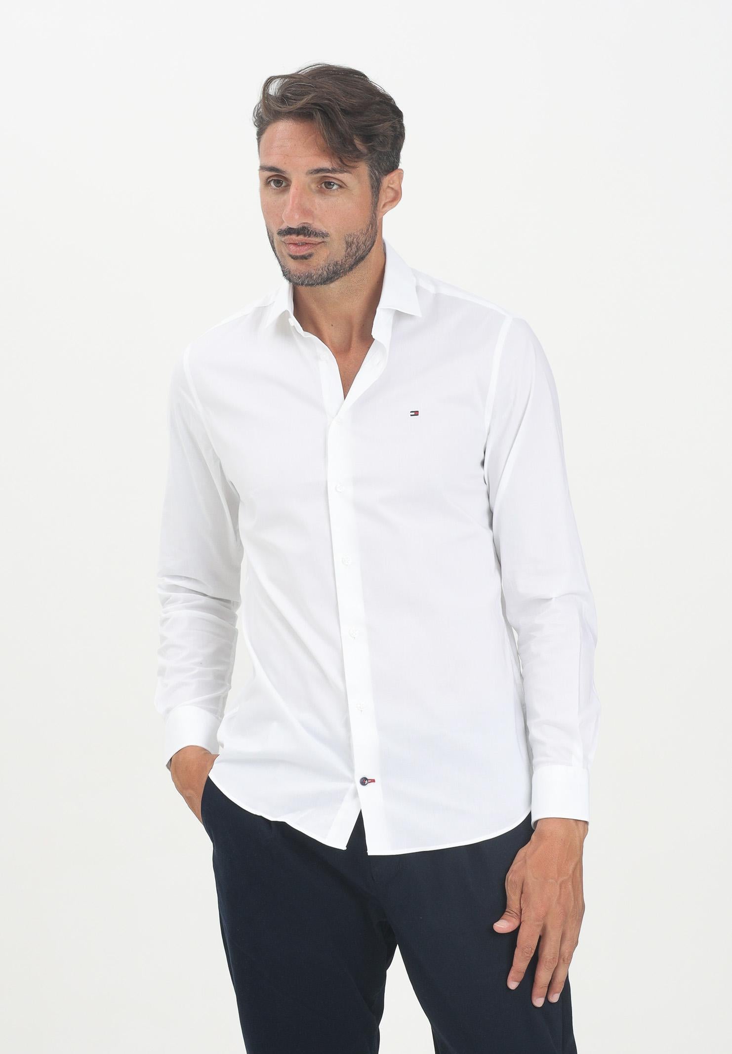 TOMMY HILFIGER Camicia a manica lunga bianca da uomo con logo MW0MW38347YCF TOMMY HILFIGER