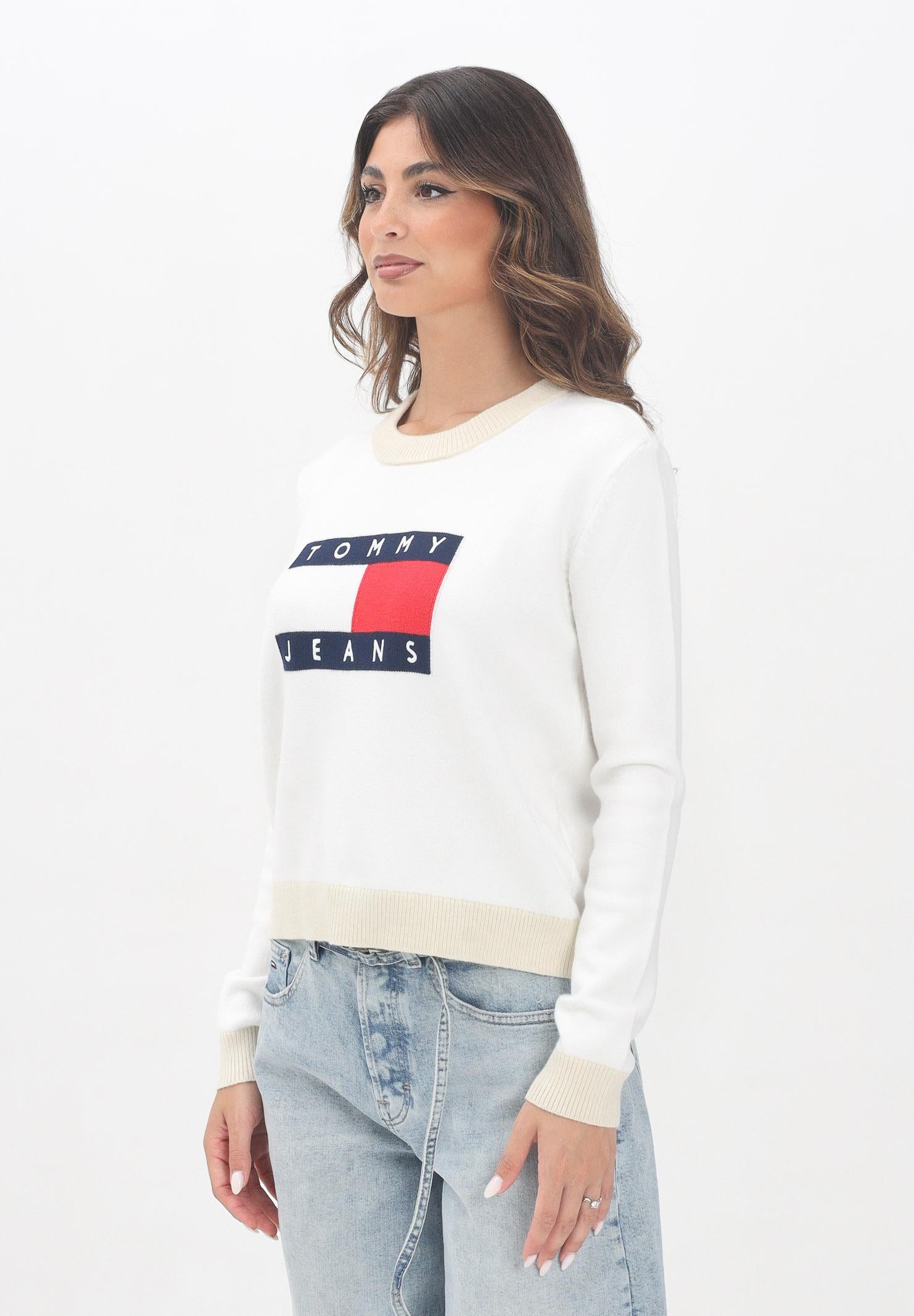 TOMMY JEANS Maglioncino girocollo panna da donna con logo DW0DW20970YBL TOMMY JEANS