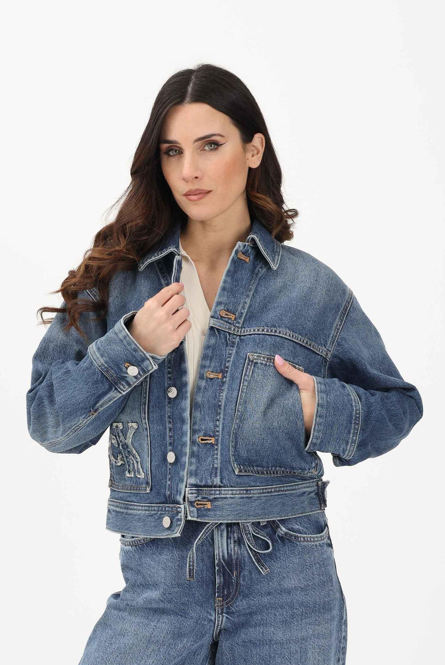 CALVIN KLEIN JEANS Giubbotto in denim medio da donna con logo LV047E906G3NL . CALVIN KLEIN JEANS