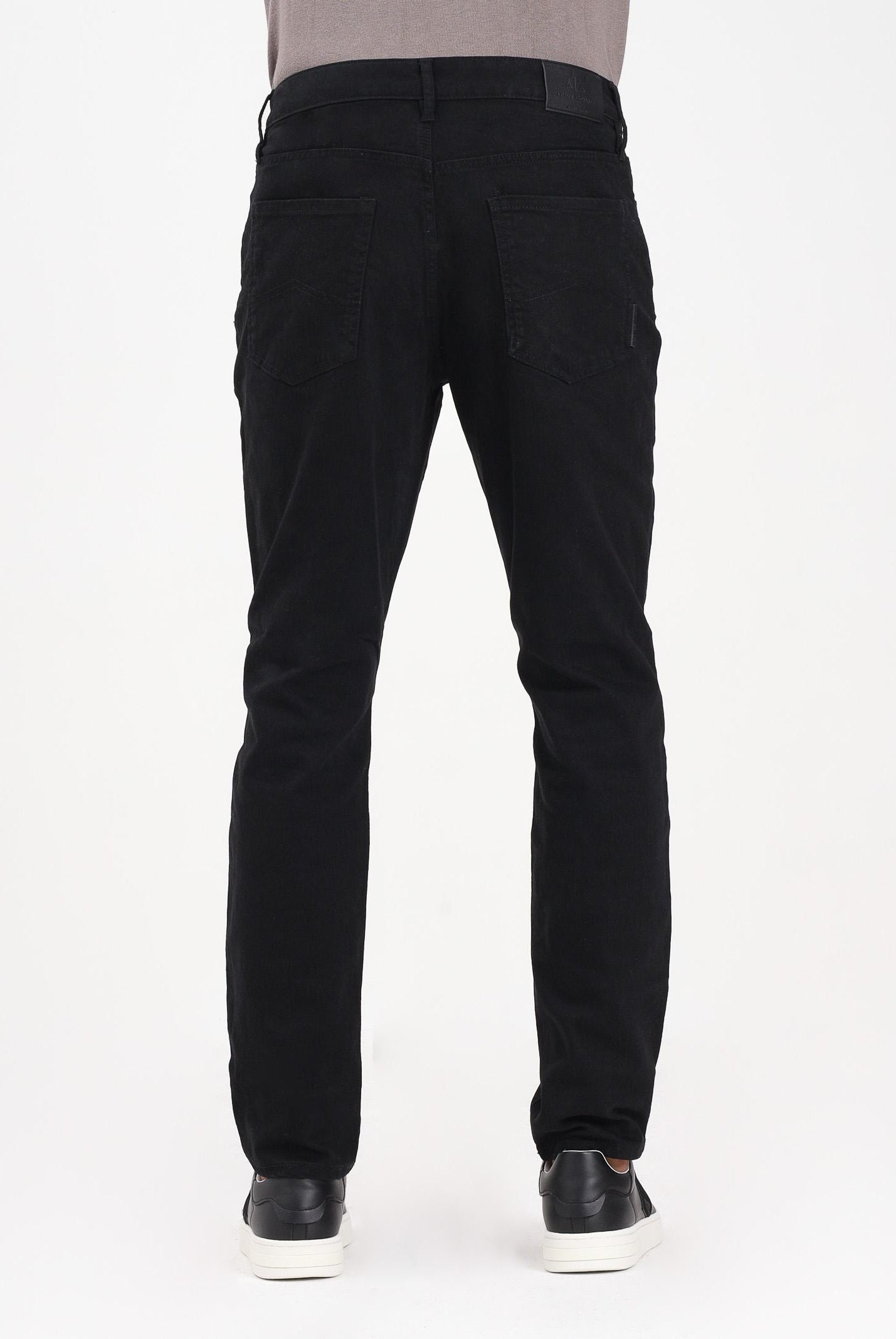 ARMANI EXCHANGE Jeans nero da uomo in denim stretch dal taglio slim XM000070AF14267 UC001 ARMANI EXCHANGE