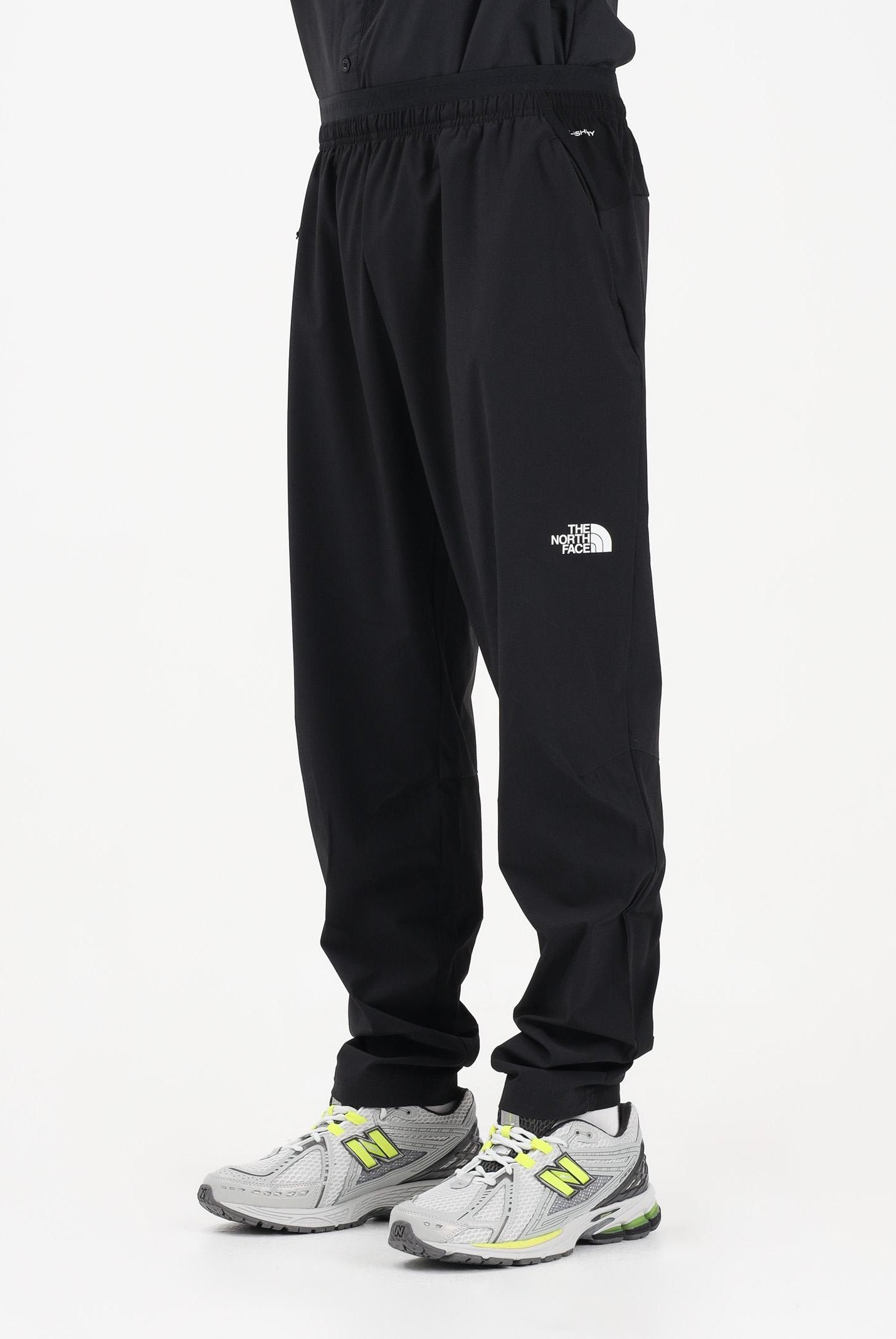 THE NORTH FACE Pantalone Mountain Athletics nero da uomo NF0A8G8FJK31 . THE NORTH FACE