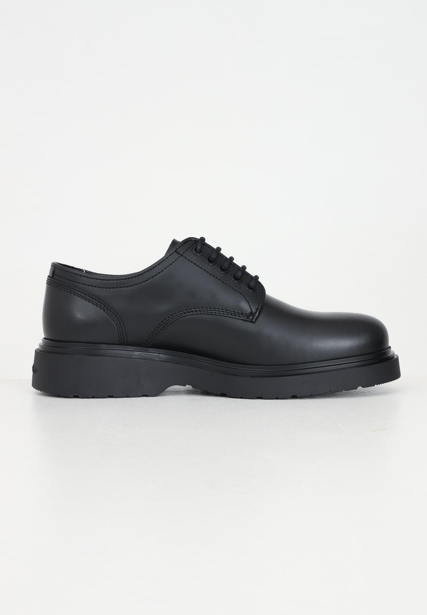 Scarpe stringate nere da uomo HM0HM01574BEH BEH CALVIN KLEIN JEANS