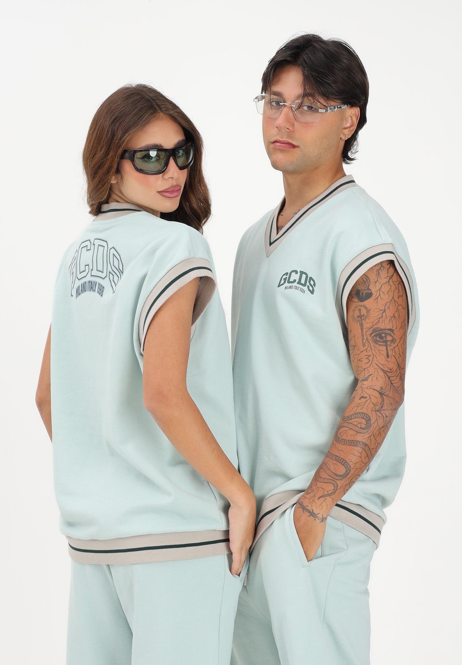GCDS Felpa gilet verde acqua per uomo e donna con stampa maxi sul retro C1MEQE119F004 818G GCDS