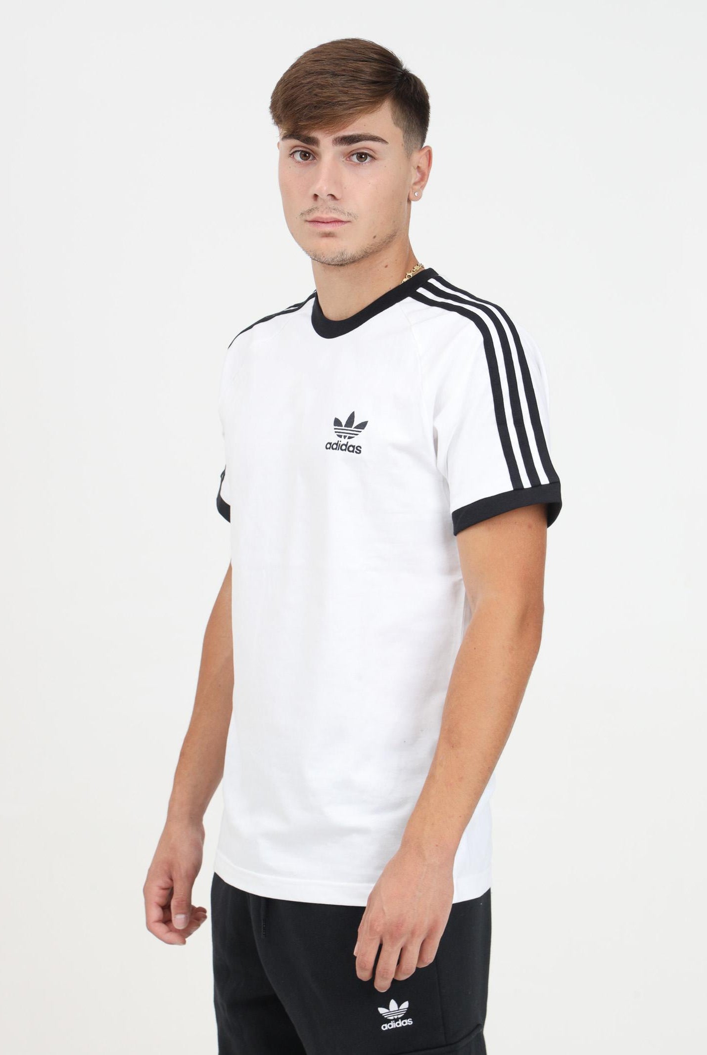 ADIDAS ORIGINALS T-shirt a manica corta Adicolor Classics 3-Stripes bianca da uomo IA4846 . ADIDAS ORIGINALS