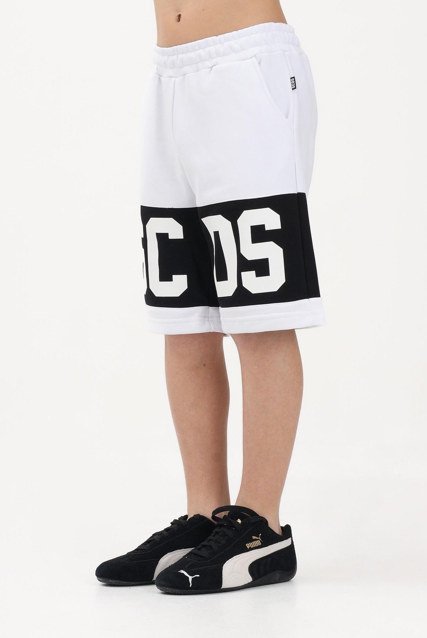GCDS Shorts sportivo bianco per donna, ragazzi e bambini con stampa logo Z0UJQL589F004 100B GCDS