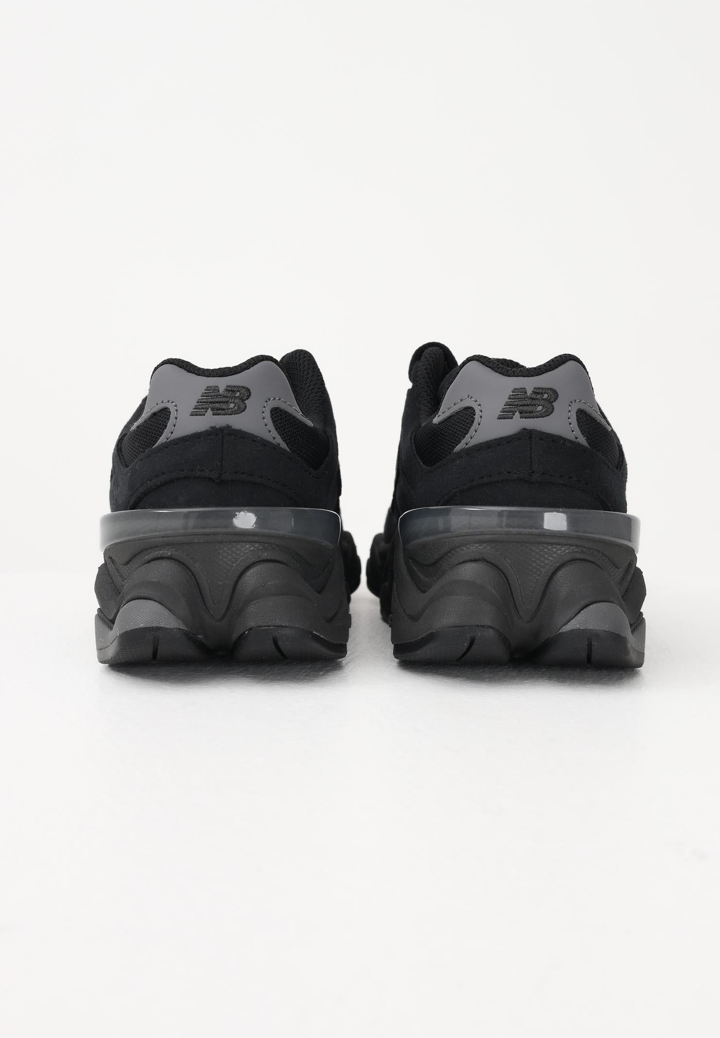 NEW BALANCE Sneakers 9060 Lace nere per bambino e bambina P9060662 . NEW BALANCE