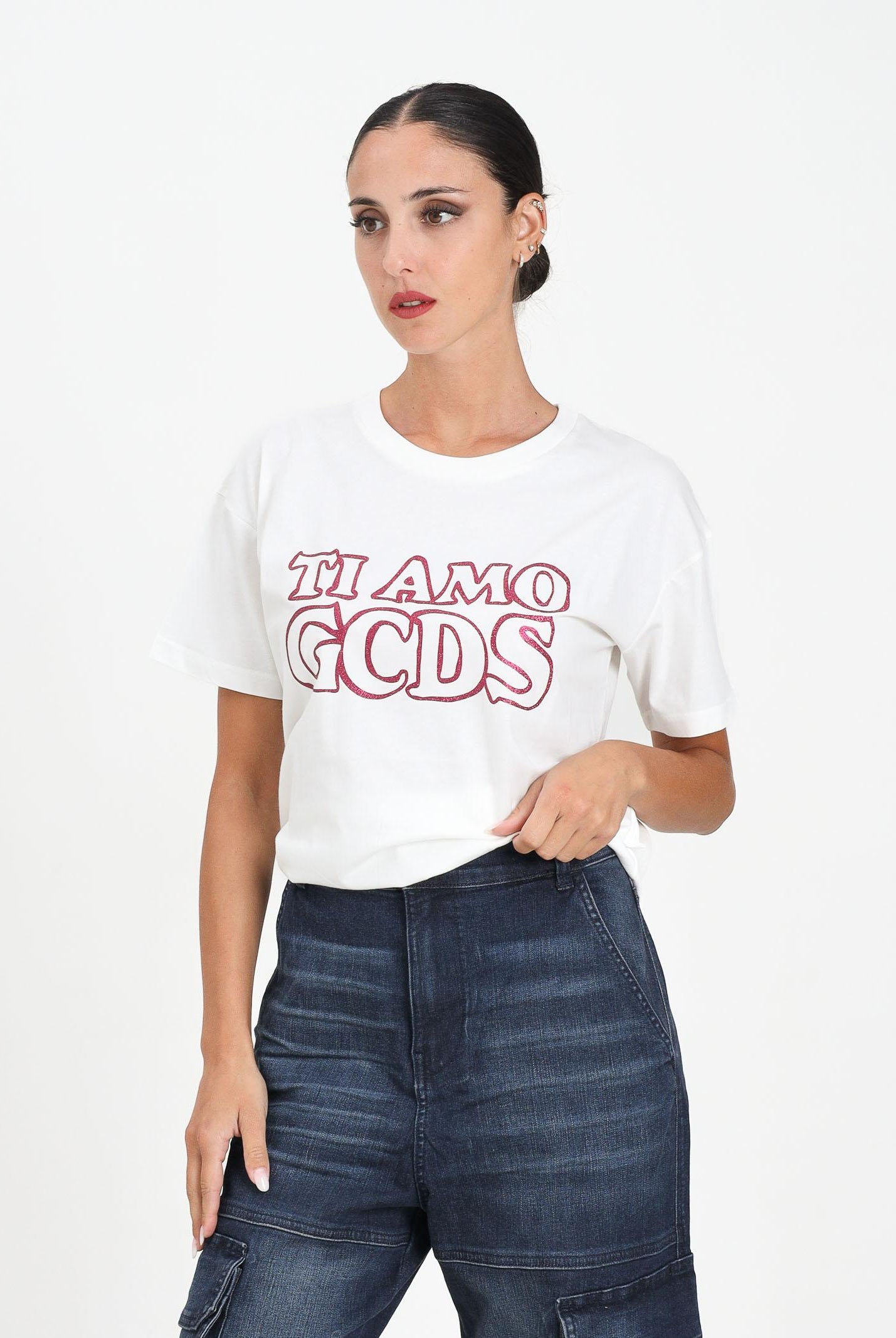 GCDS T-shirt a manica corta bianca per donna e bambina con stampa glitterata TI AMO GCDS B2JW2335BA3 15 GCDS
