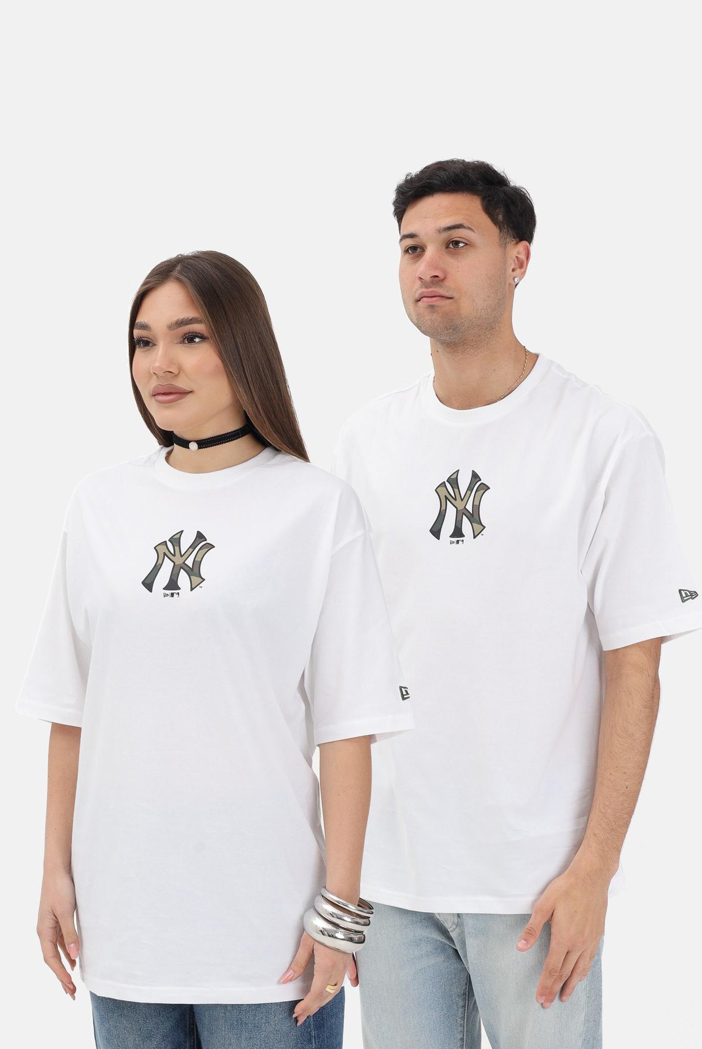 NEW ERA T-shirt a manica corta Oversized New York Yankees MLB Infill bianca per uomo e donna 60856215 . NEW ERA