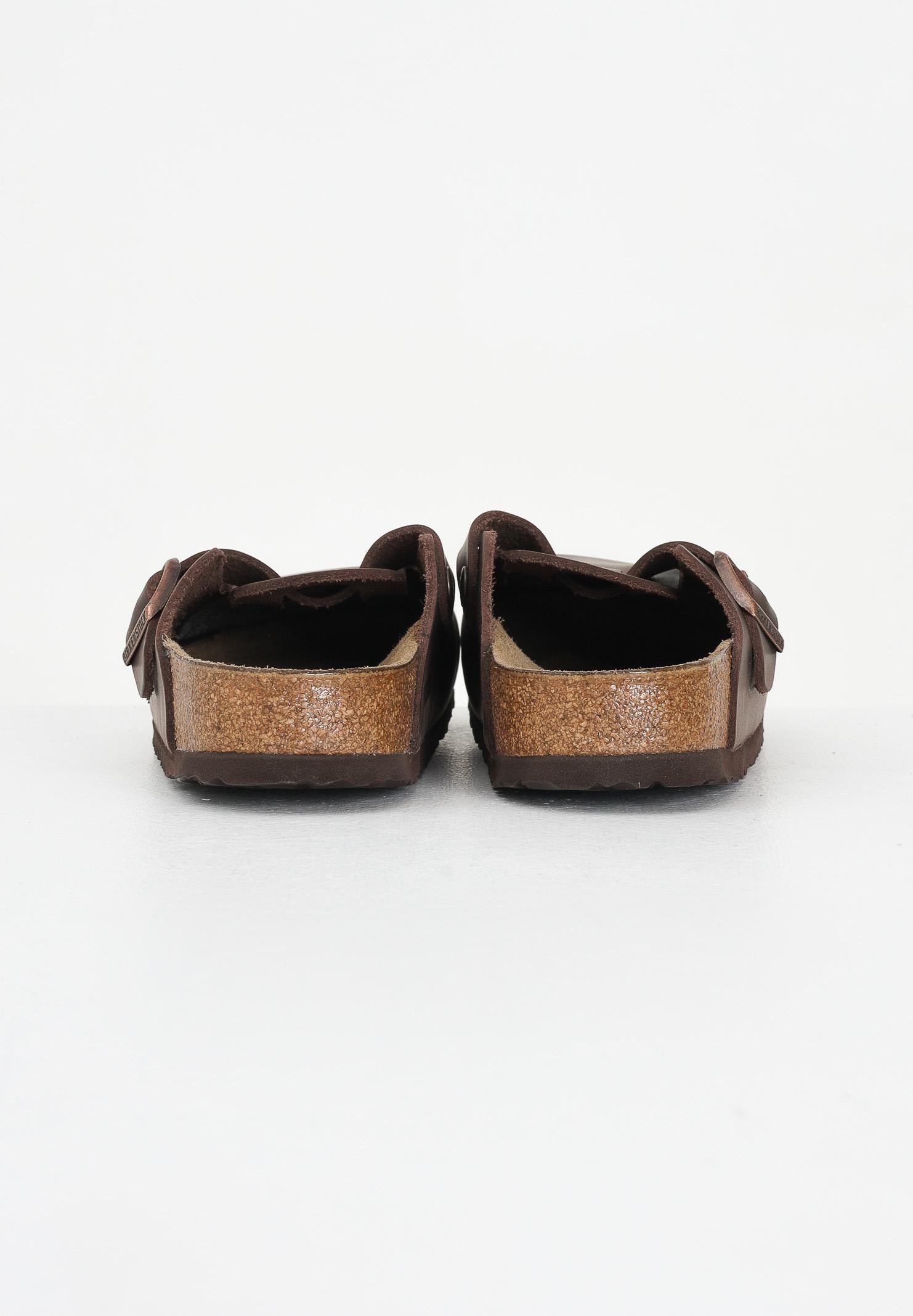 BIRKENSTOCK Ciabatte marroni per uomo e donna modello Boston 860133 . BIRKENSTOCK