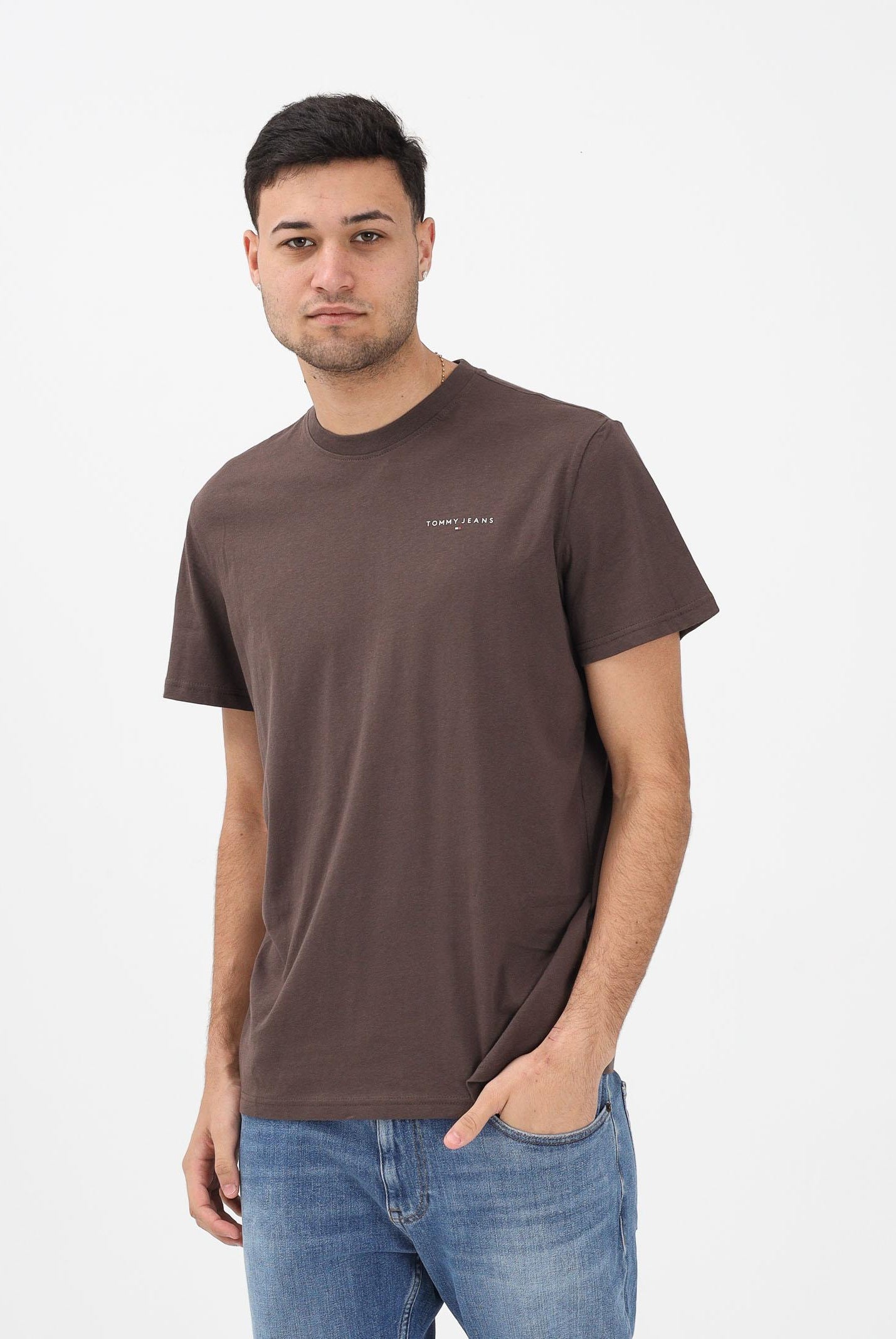 TOMMY JEANS T-shirt a manica corta marrone da uomo con logo DM0DM21780 GW1 TOMMY JEANS