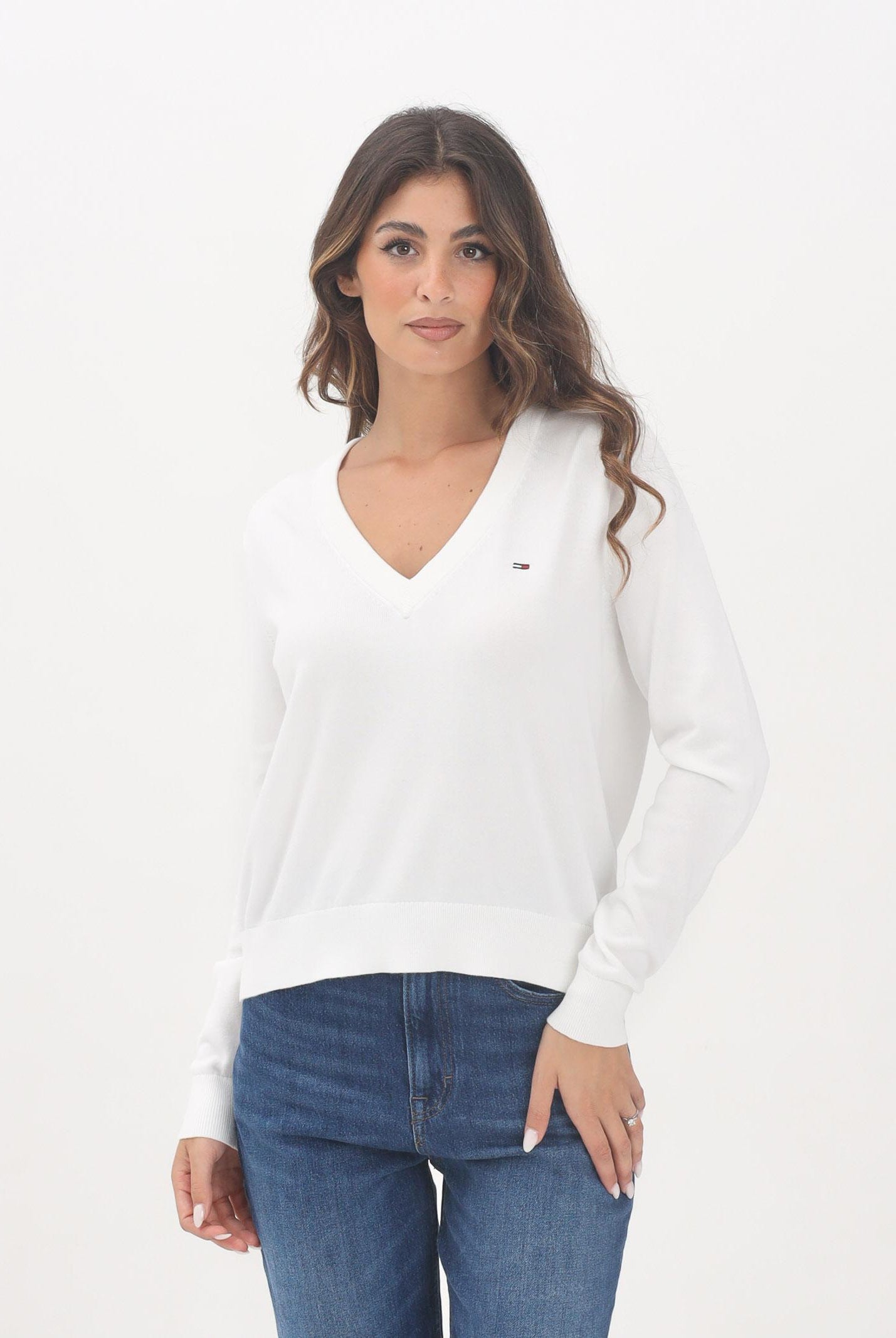 TOMMY JEANS Maglioncino bianco da donna con logo DW0DW19888YBL . TOMMY JEANS