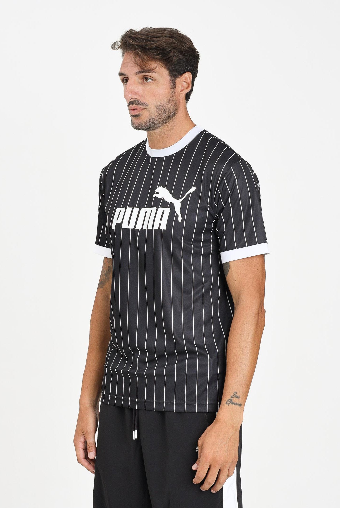 PUMA T-shirt a manica corta Essentials nera da uomo 688263 01 PUMA