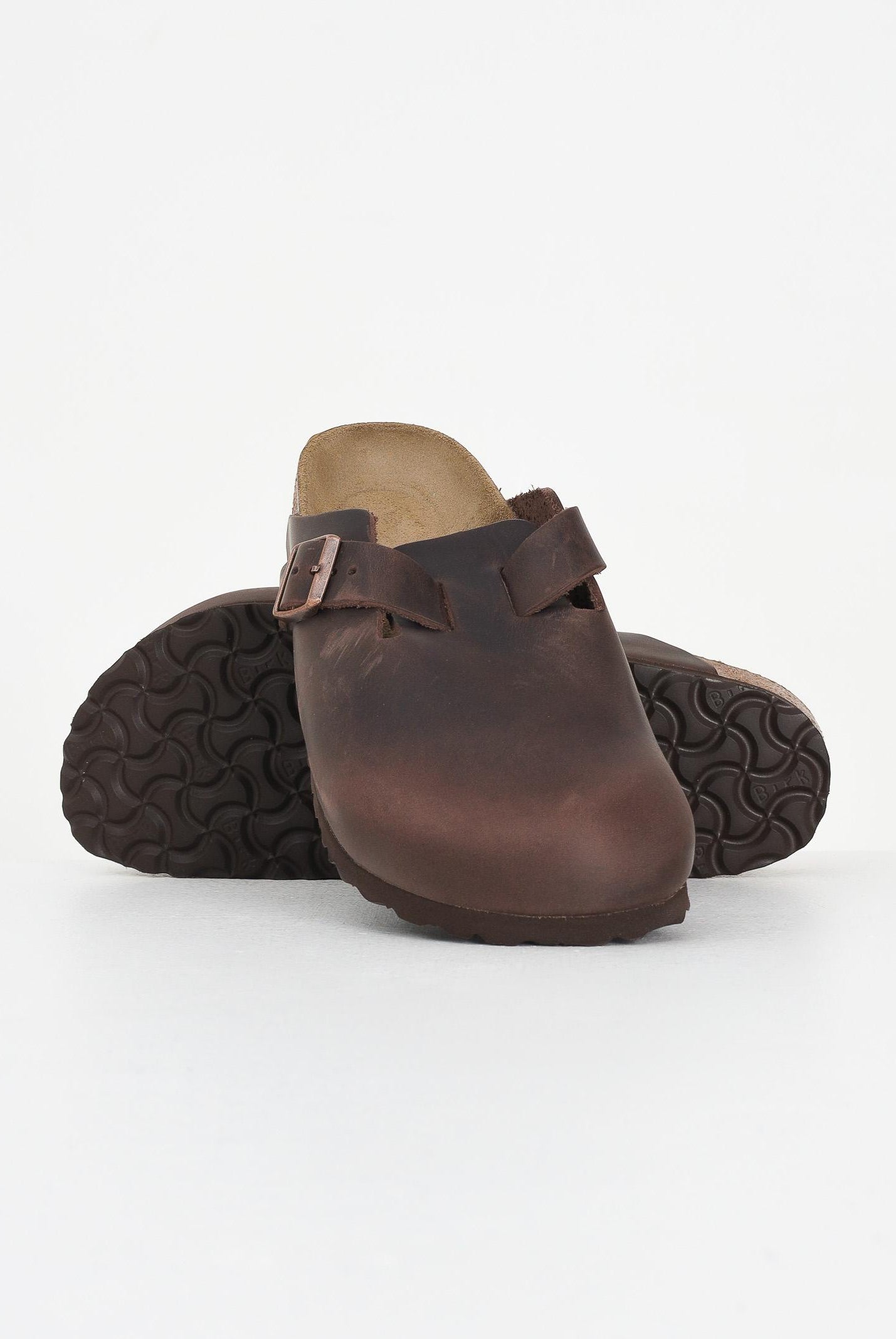 BIRKENSTOCK Ciabatte marroni per uomo e donna modello Boston 860133 . BIRKENSTOCK