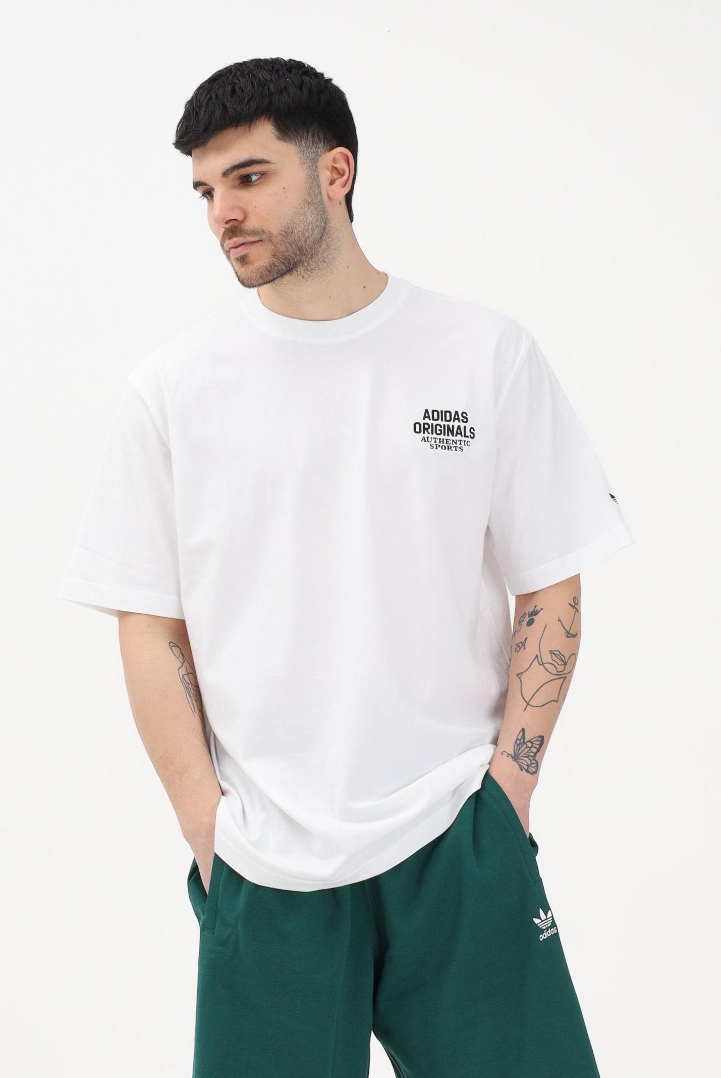 ADIDAS ORIGINALS T-shirt a manica corta GFX VARSITY bianca da uomo KE2252 . ADIDAS ORIGINALS