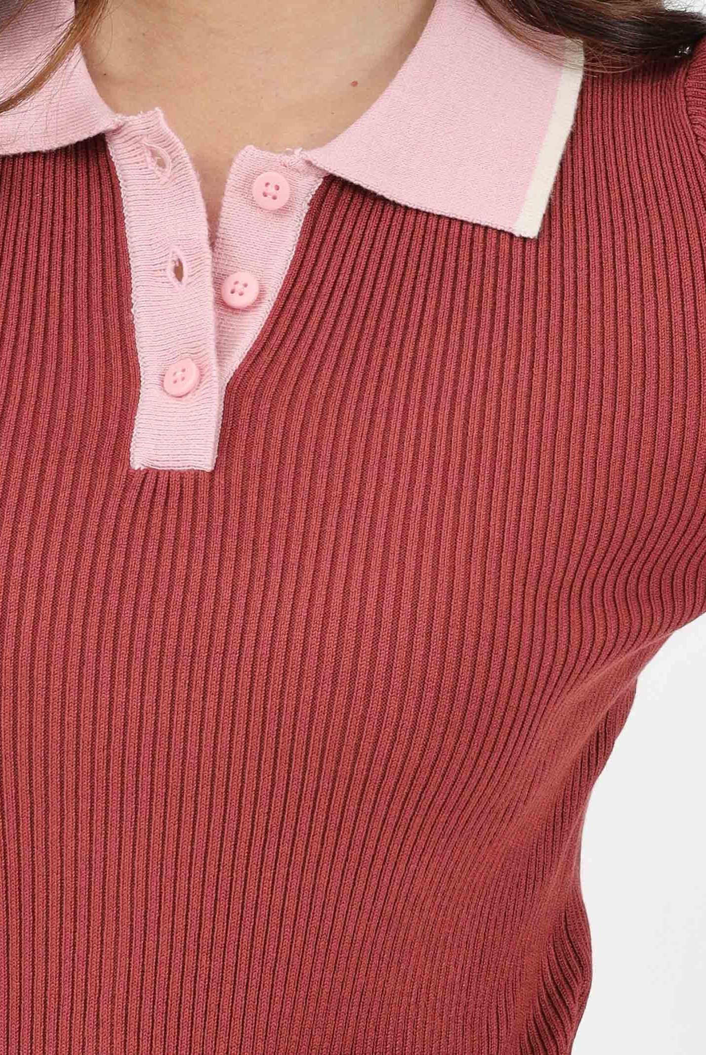 ONLY Polo in maglia a maniche corte mattone da donna con colletto a contrasto 15363165 Re ONLY