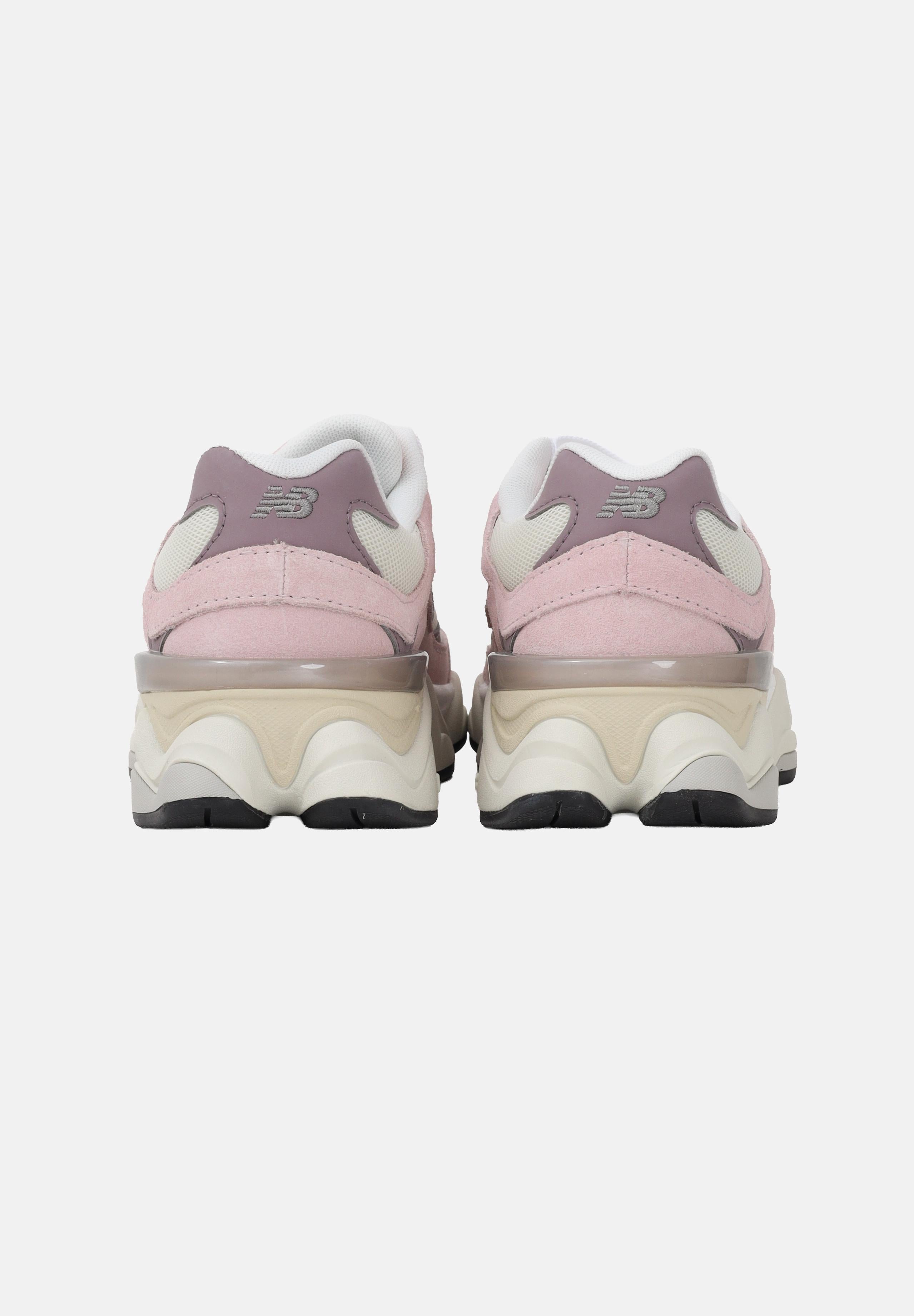 NEW BALANCE Sneakers 9060 rosa da donna GC9060BE . NEW BALANCE