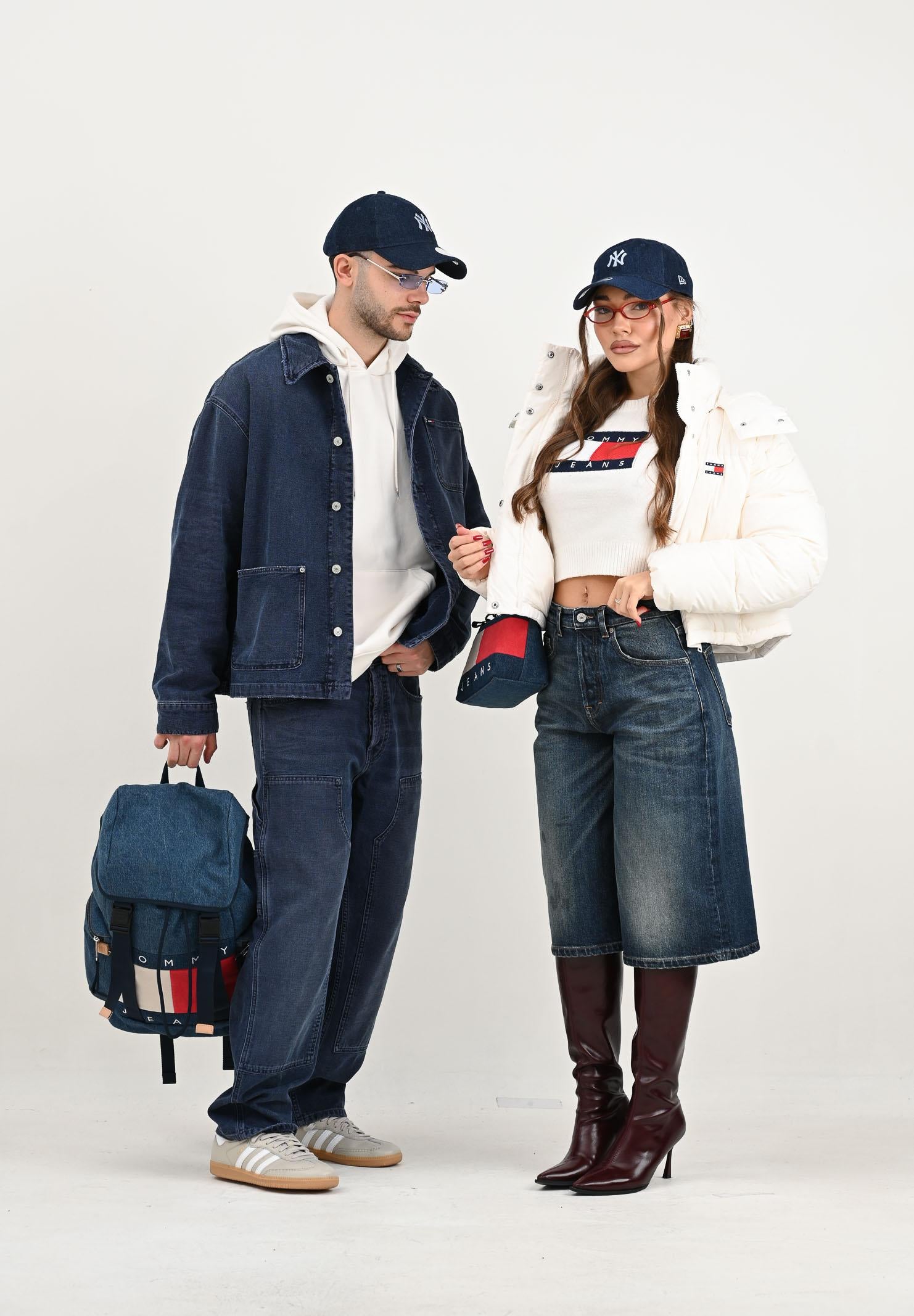 TOMMY JEANS Maglioncino girocollo panna da donna con logo DW0DW21690YBH TOMMY JEANS