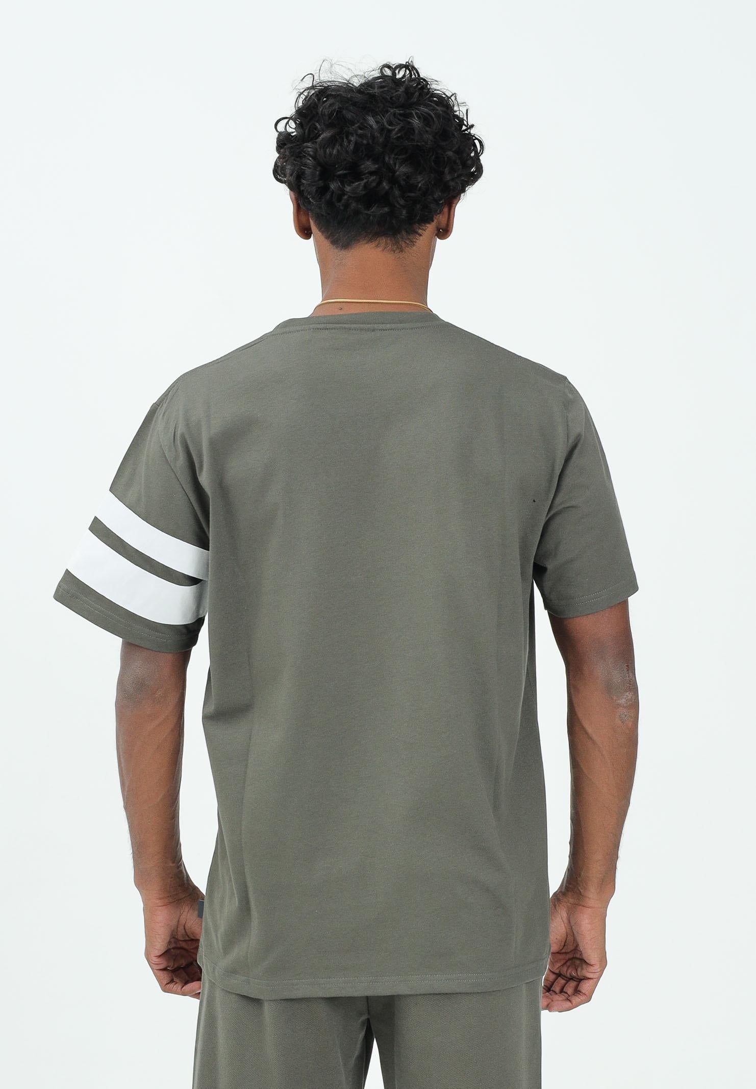 GCDS T-shirt a manica corta verde militare per uomo e donna con logo GCDS B1XM2315JI9 88 GCDS