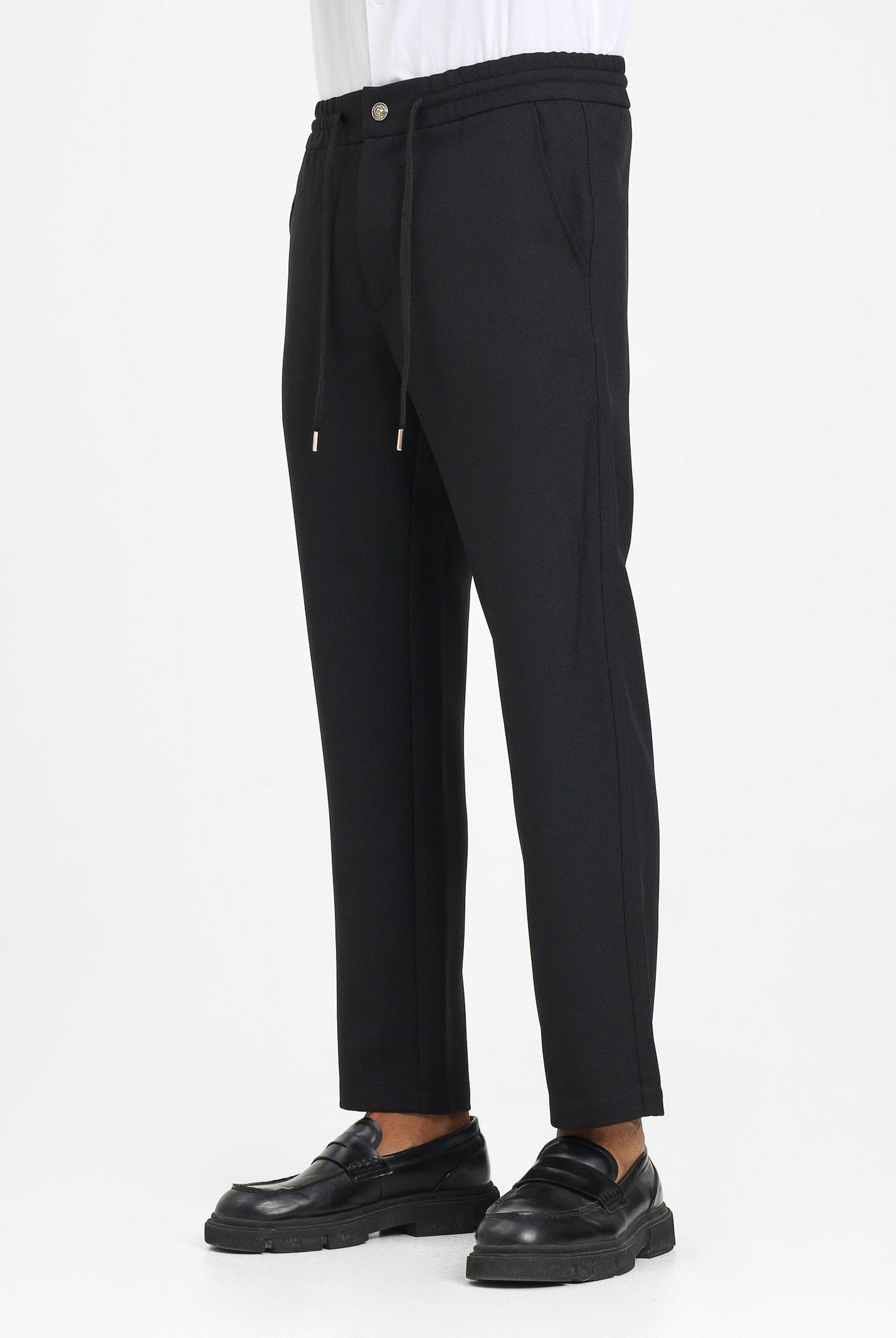 VERSACE JEANS COUTURE Pantalone nero da uomo impreziosito da un hardware con Institutional Logo 79GAA100N0136 899 VERSACE JEANS COUTURE