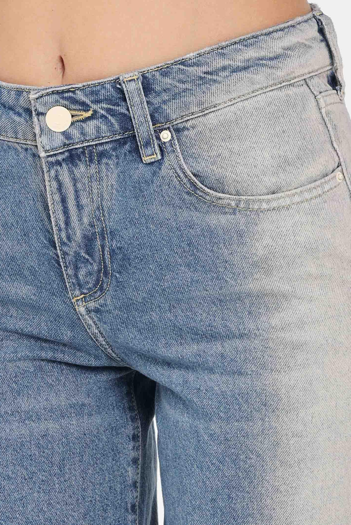 ARMANI EXCHANGE Jeans a gamba larga da donna in denim lavaggio chiaro con effetto sfumato sui lati XW000056AF14486 MB001 ARMANI EXCHANGE