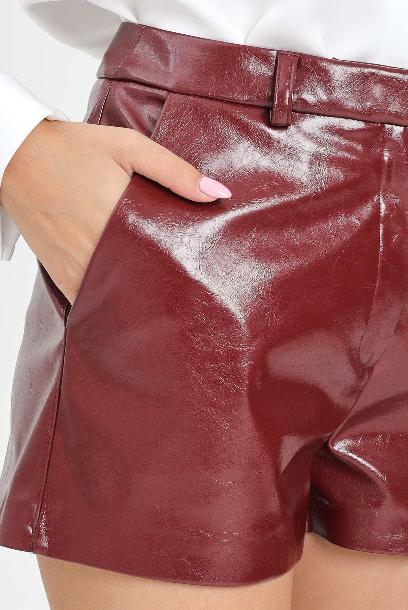 SIMONA CORSELLINI Shorts in ecopelle lucida color bordeaux da donna A25CPSH00101-C00025 V0752 SIMONA CORSELLINI