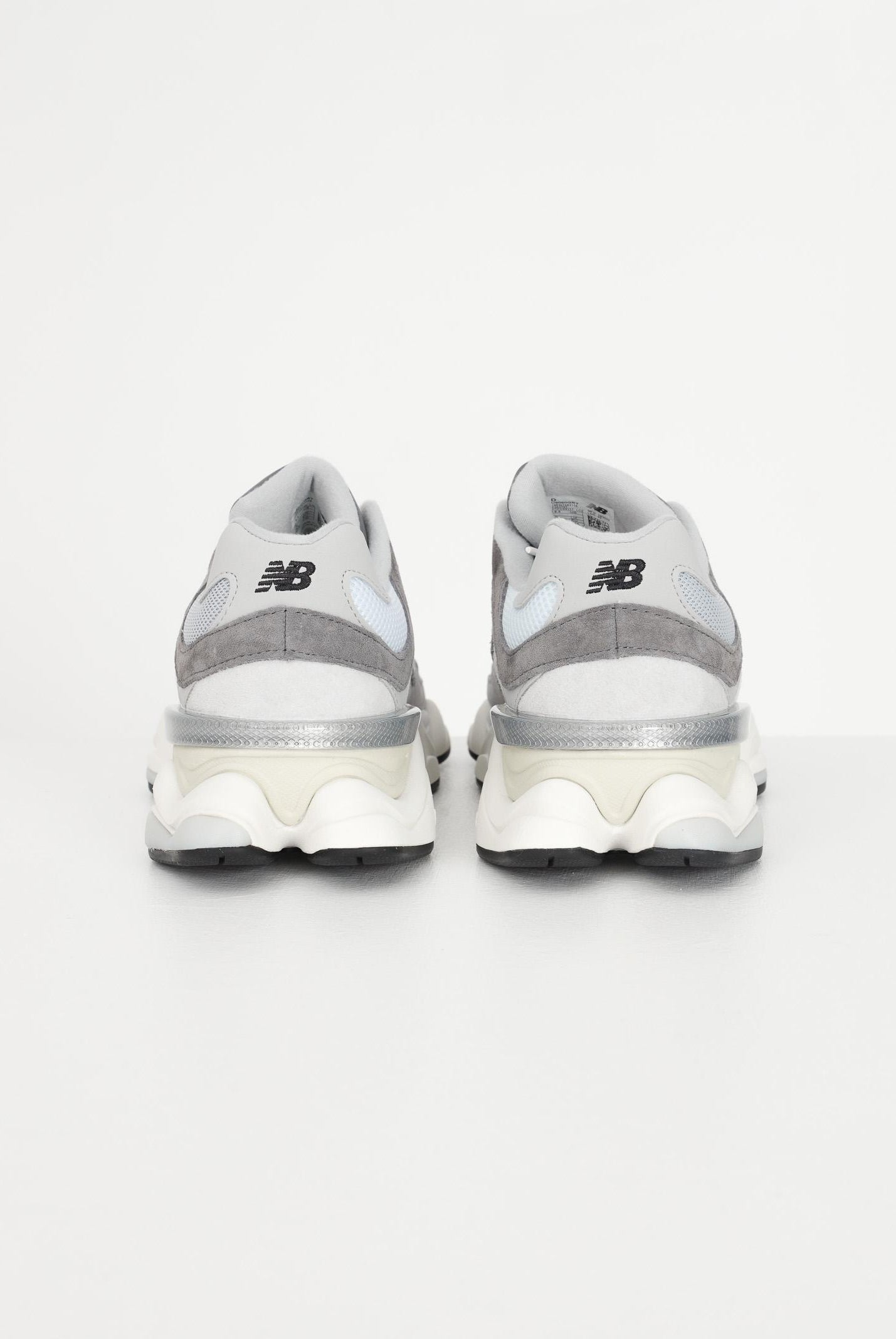 NEW BALANCE Sneakers 9060 grigie da uomo U9060GRY . NEW BALANCE