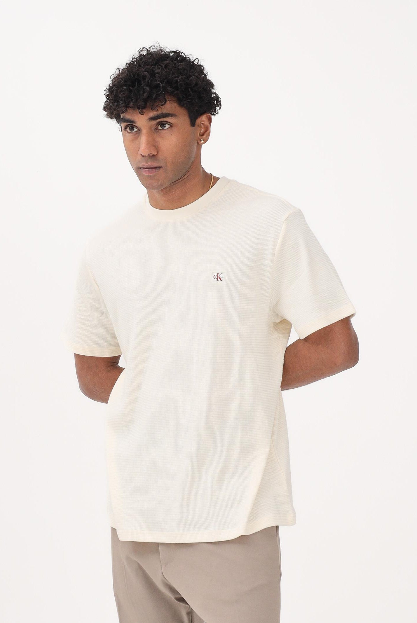 CALVIN KLEIN JEANS T-shirt a manica corta panna da uomo con patch logo LV04RD008G F7J CALVIN KLEIN JEANS