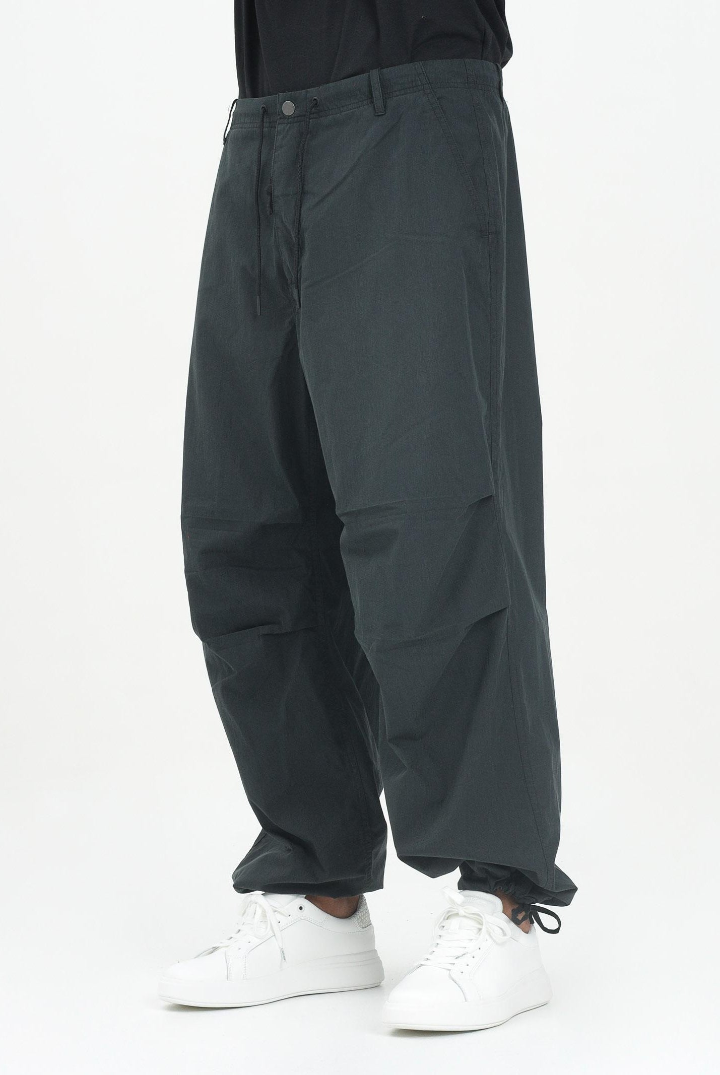 CALVIN KLEIN JEANS Pantalone cargo nero da uomo in tessuto tecnico leggero LV04RC606GUB1  CALVIN KLEIN JEANS