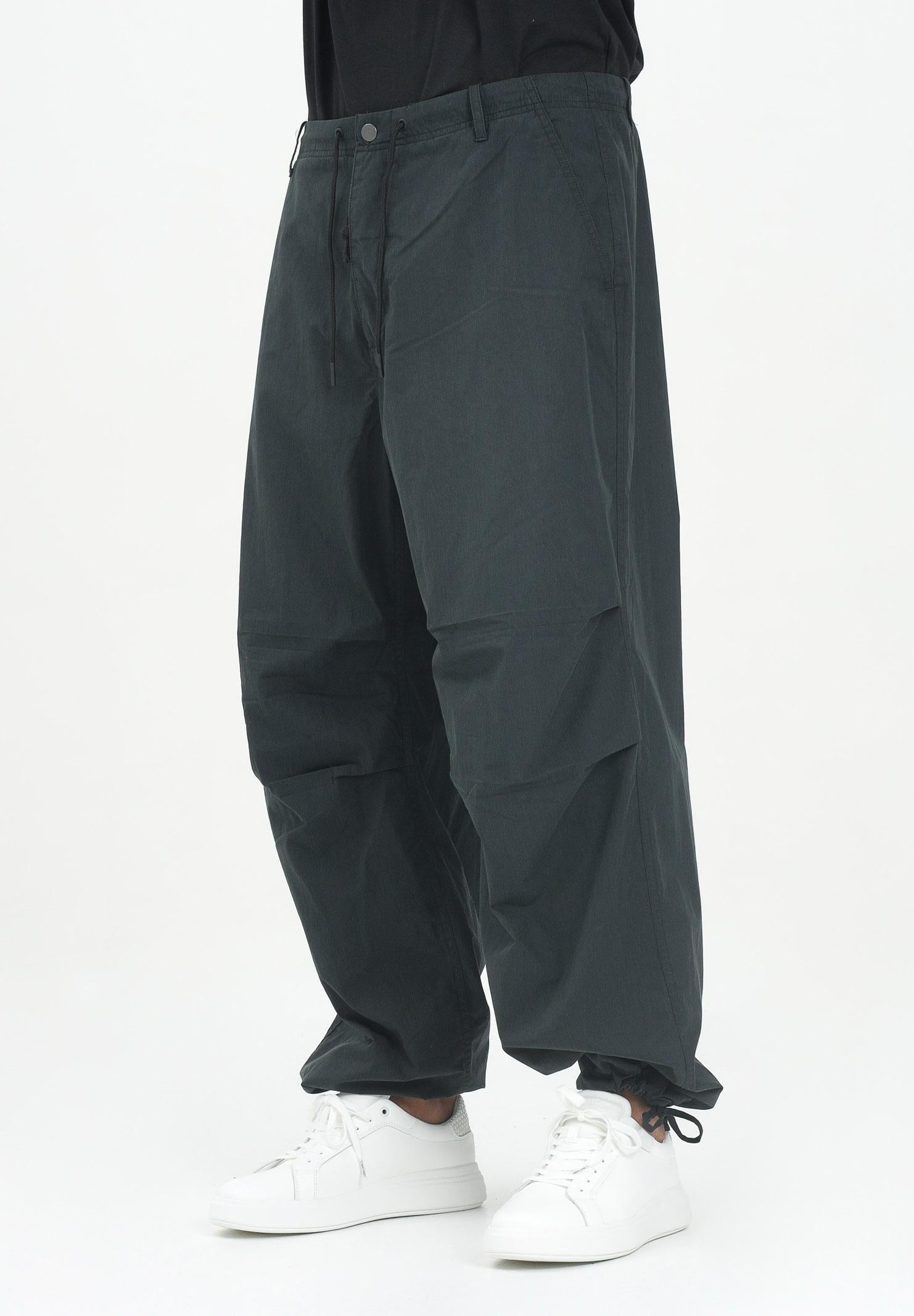 CALVIN KLEIN JEANS Pantalone cargo nero da uomo in tessuto tecnico leggero LV04RC606GUB1 CALVIN KLEIN JEANS