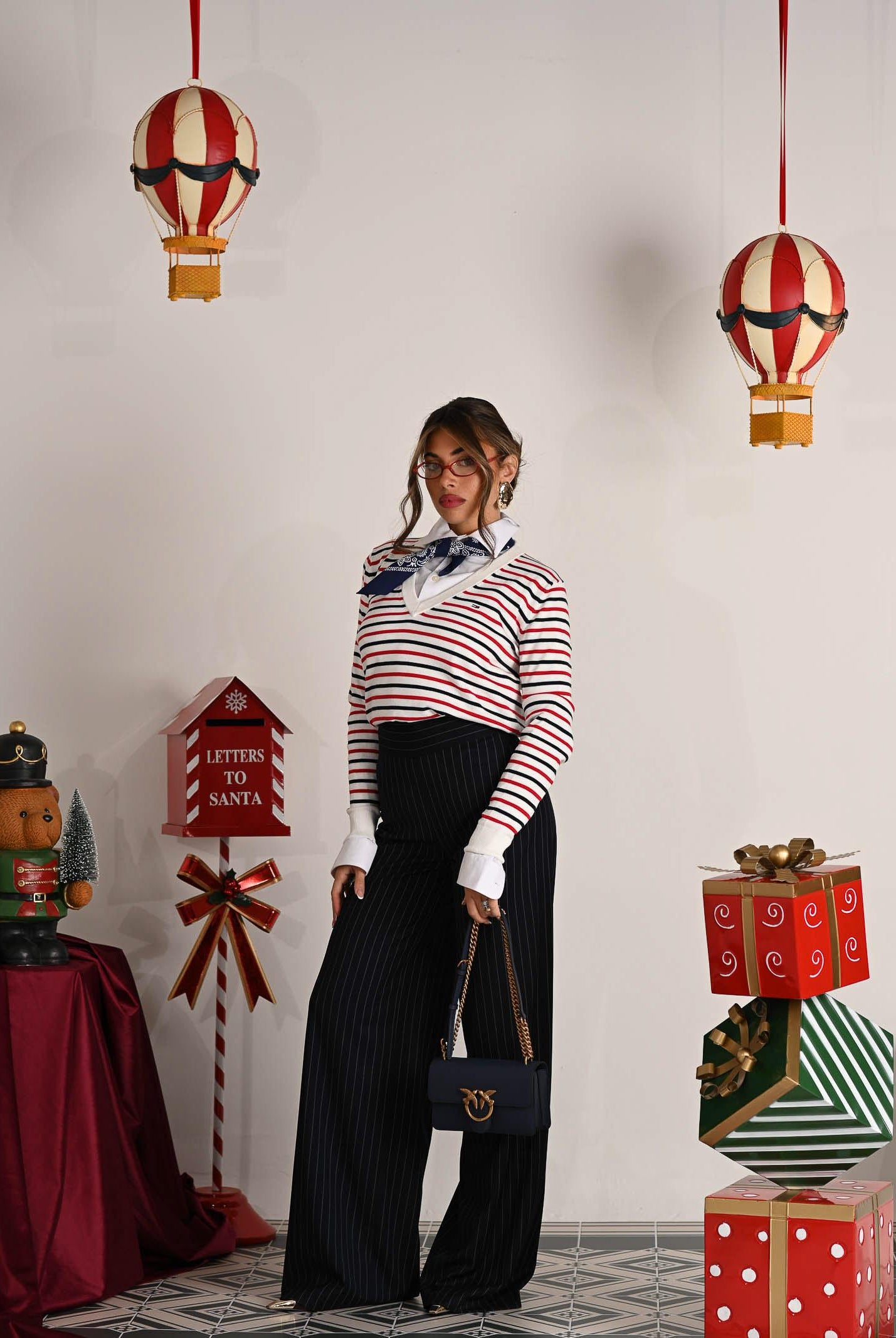 SANTAS Pantalone elegante POUVOIR blu da donna con micro gessatura verticale PV2626 BL SANTAS