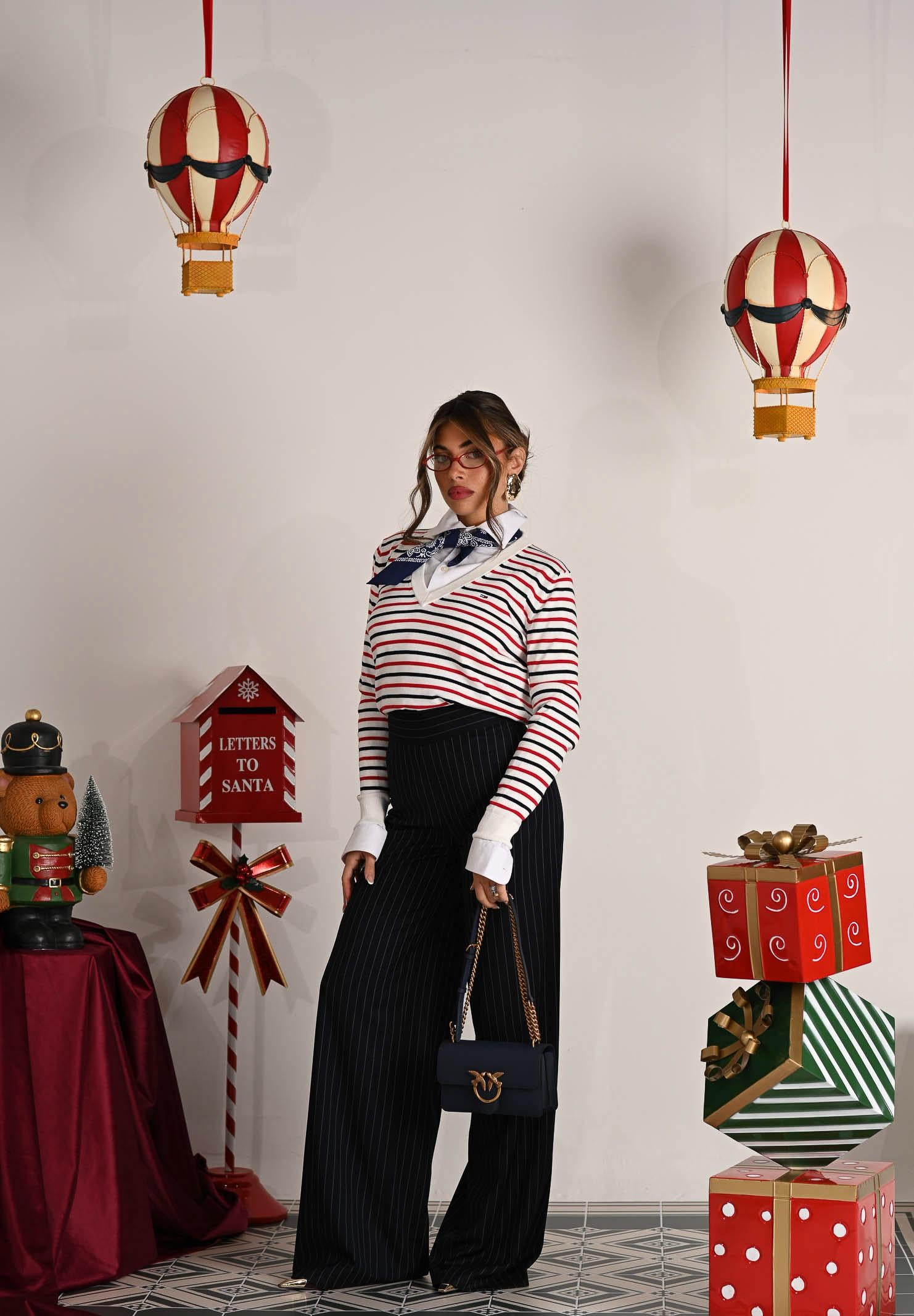 SANTAS Pantalone elegante POUVOIR blu da donna con micro gessatura verticale PV2626 BL SANTAS