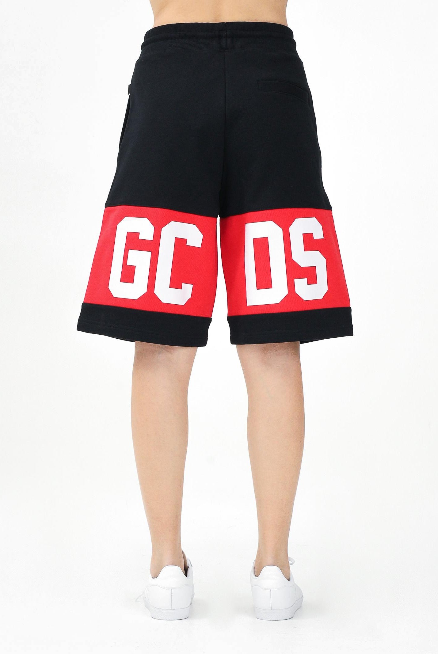 GCDS Shorts sportivo nero per uomo e donna con logo Z0MLQL228F004 999R GCDS