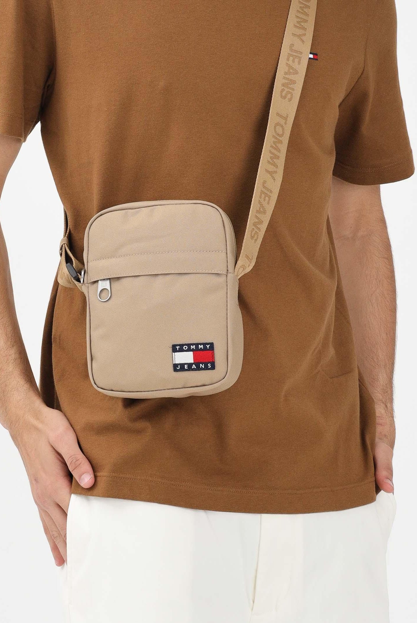 TOMMY JEANS Borsello Essential beige da uomo AM0AM13710 AEN TOMMY JEANS