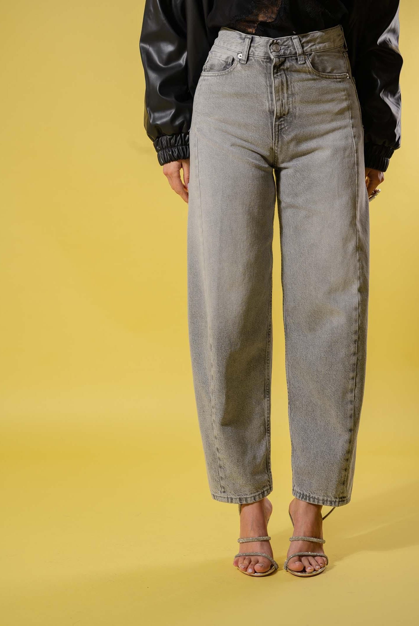 VICOLO Jeans CHIARA balloon in denim grigio da donna DAB5156 DEGR VICOLO