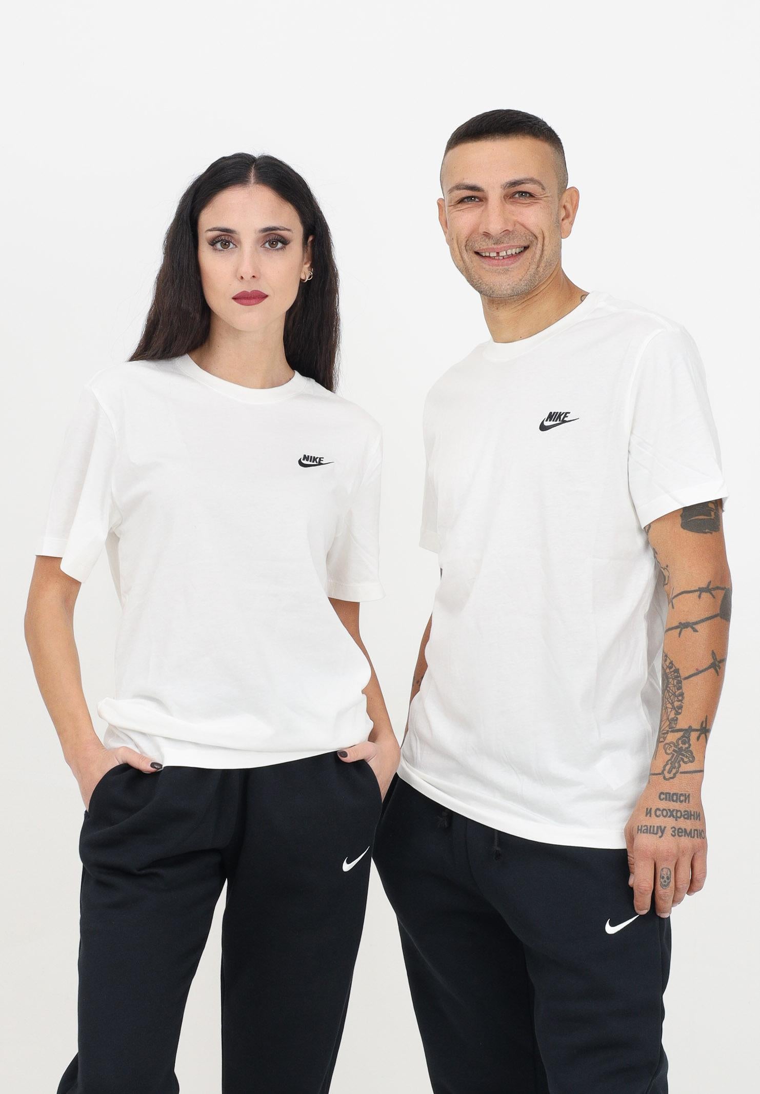 NIKE T-shirt a manica corta Nike Sportswear Club panna per uomo e donna AR4997 133 NIKE