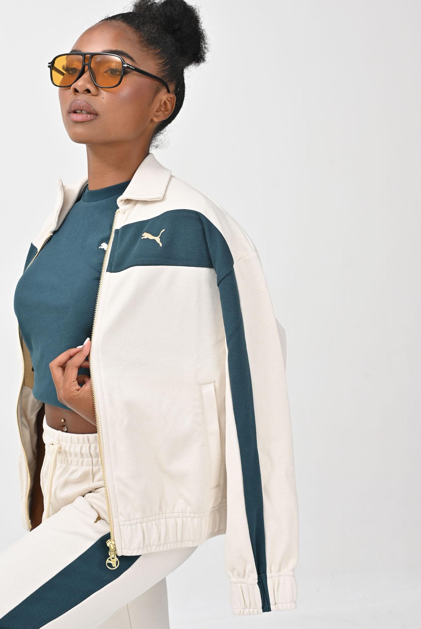 PUMA Felpa con zip T7 panna da donna 632137 87 PUMA