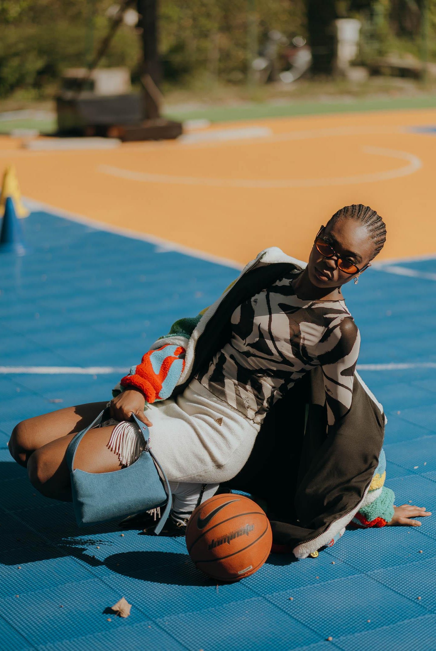 AKEP Gonna corta panna da donna con frange e spacco GOKD11015 V1 AKEP