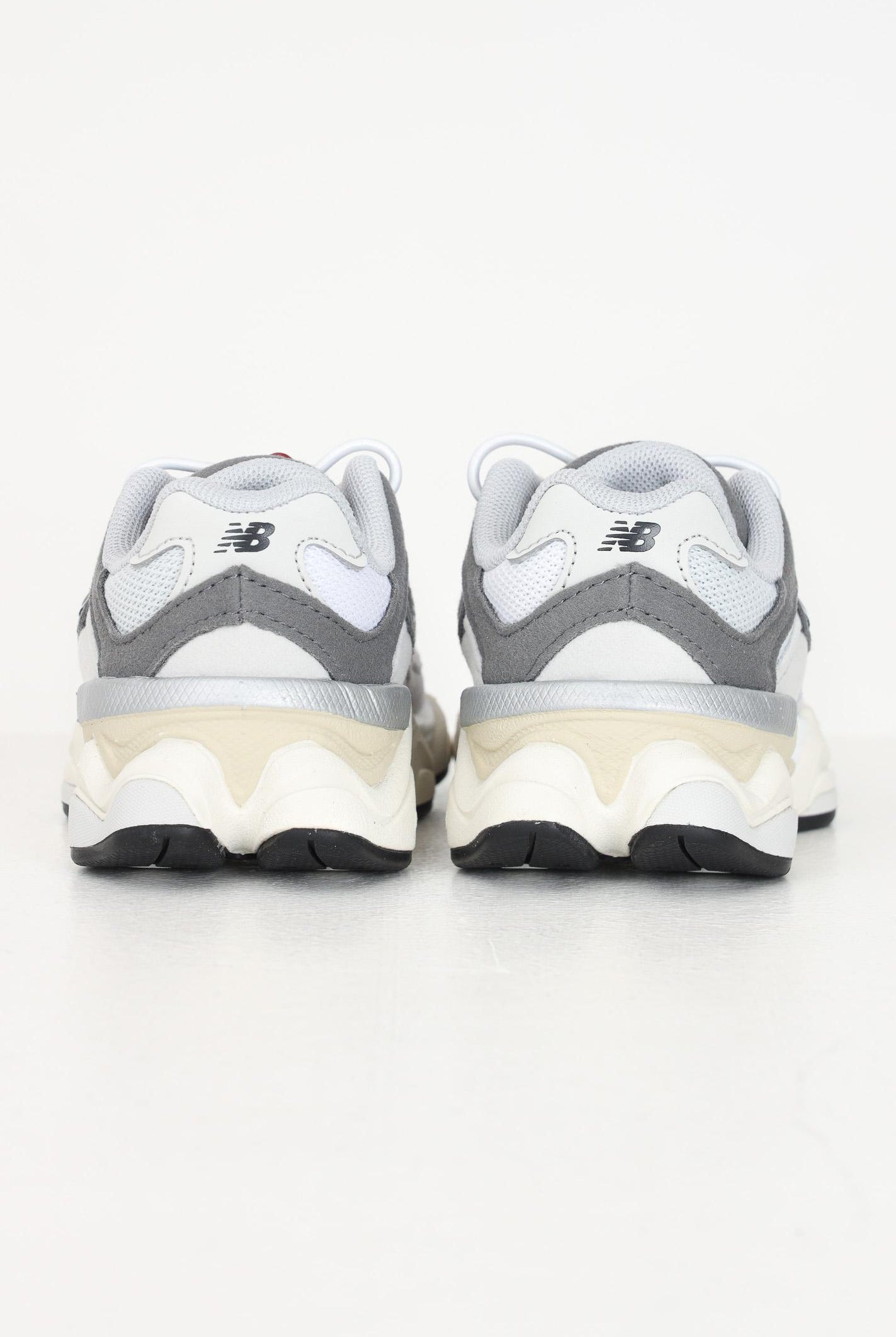 NEW BALANCE Sneakers 9060 Bungee grigie da neonato IV9060GY . NEW BALANCE
