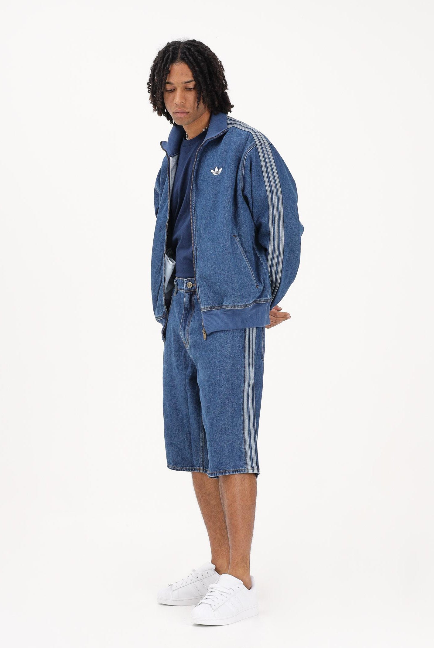 ADIDAS ORIGINALS Shorts FIREBIRD ADICOLOR in denim medio da uomo KD1500 . ADIDAS ORIGINALS