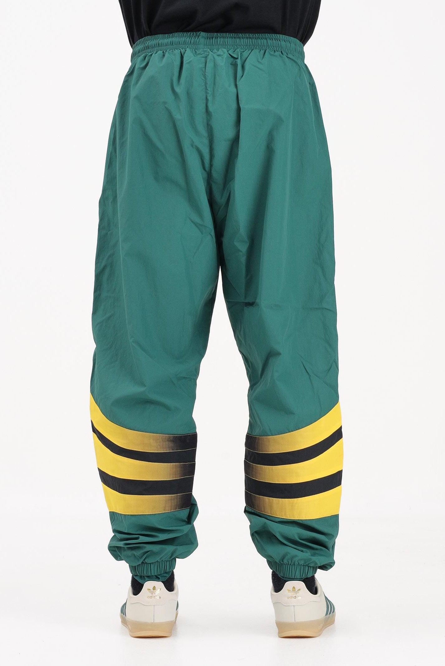 ADIDAS ORIGINALS Pantalone sportivo SANTIAGO verde da uomo KE3429 . ADIDAS ORIGINALS